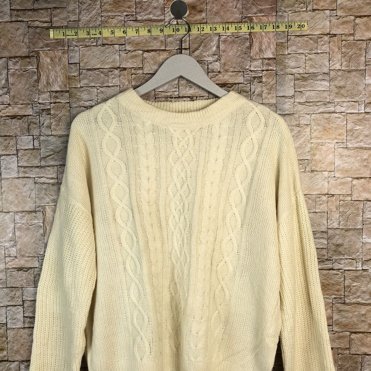 Aran Isles Knitwear × GU × Homespun Knitwear GU White aran isle cable Knitwear #A842 Size US L / EU 52-54 / 3 - 2 Thumbnail