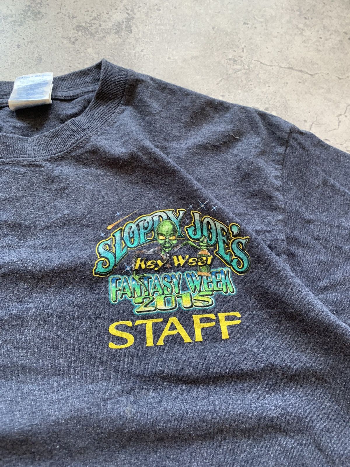 Alien Workshop × Vintage Crazy 00s Alien Graphic T Shirt Sloppy Joes Bar Week Key Size US M / EU 48-50 / 2 - 4 Thumbnail