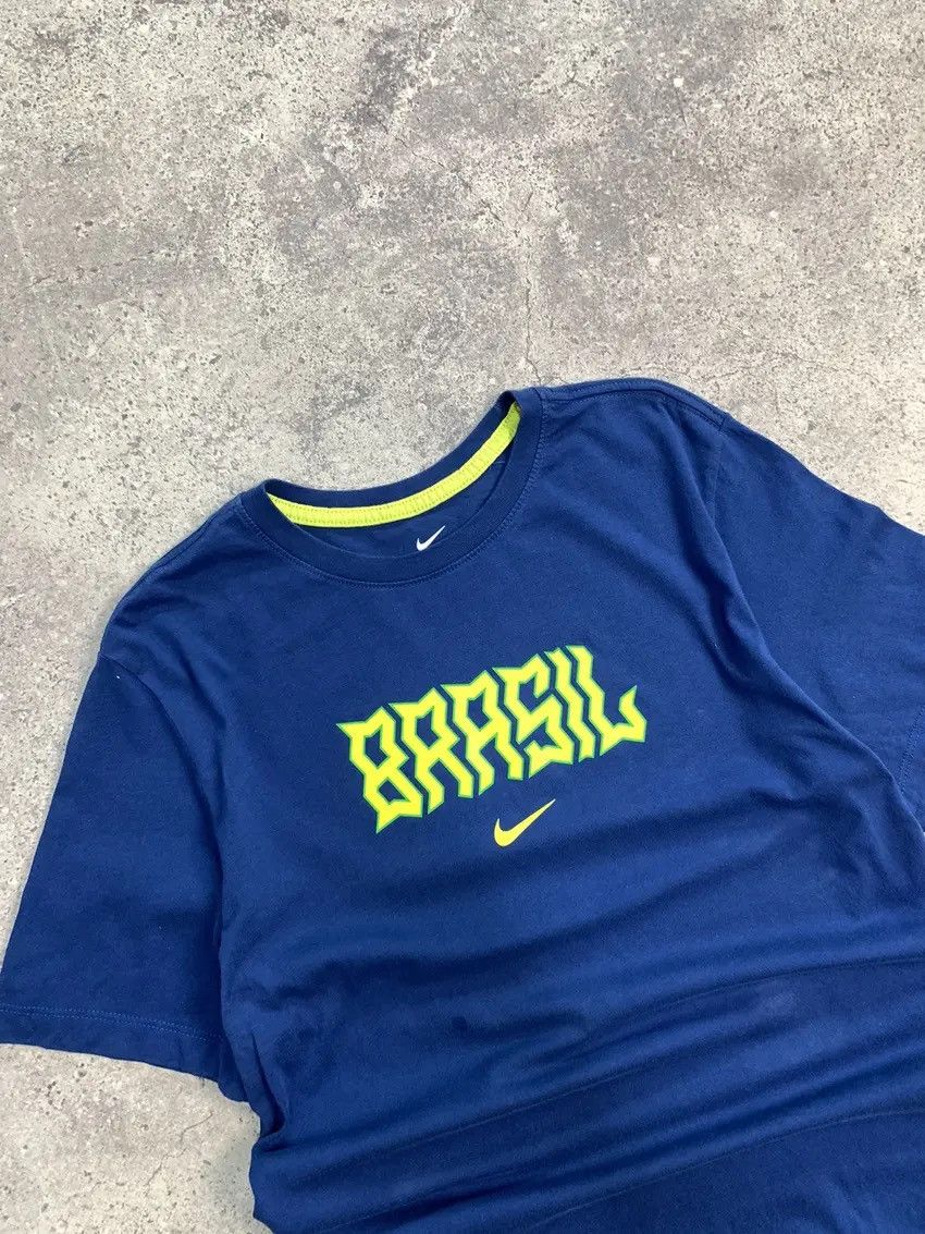 Nike Vintage Y2K T-shirt Brazil sk8 faded Blockcore style Size US M / EU 48-50 / 2 - 5 Thumbnail