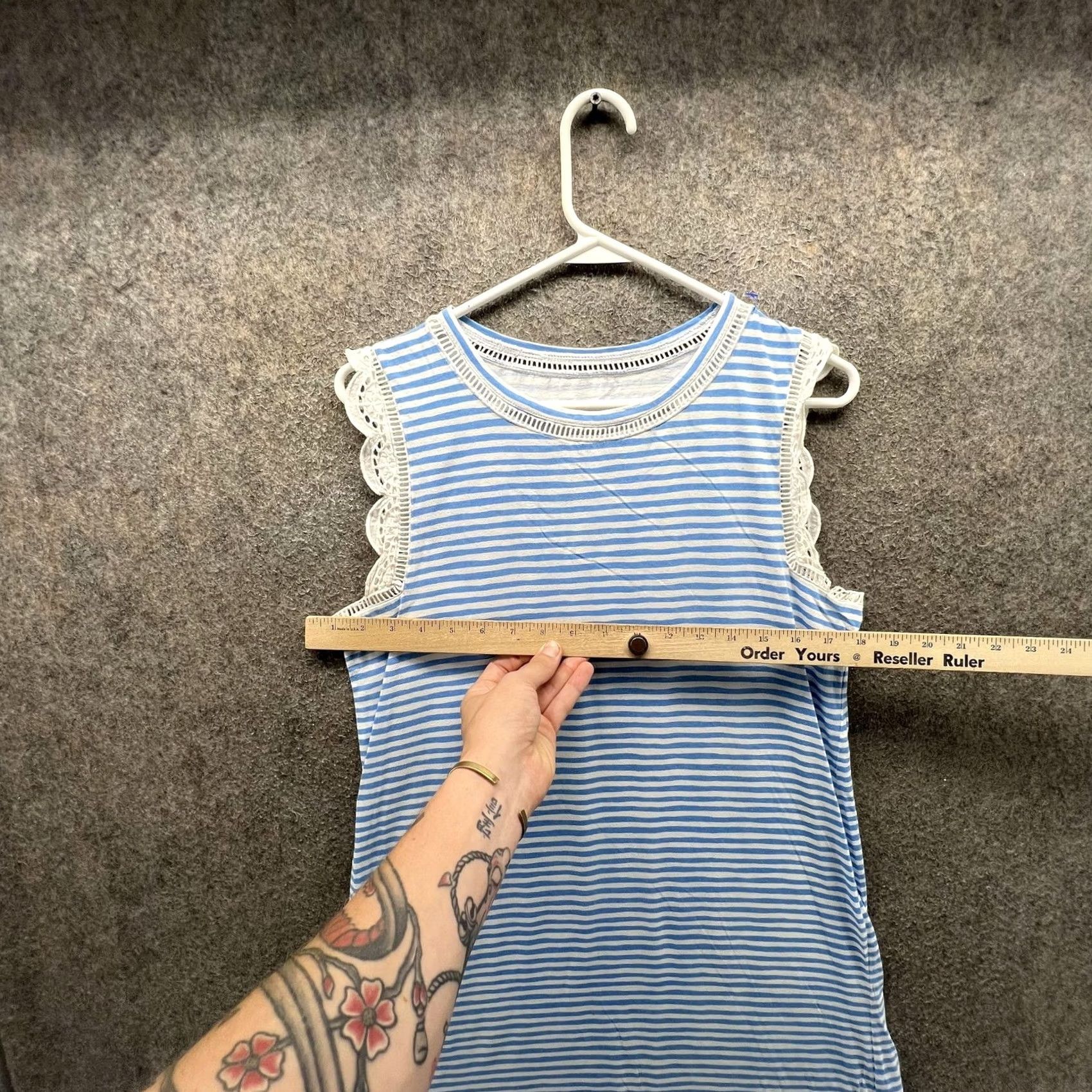 Lilly Pulitzer Lilly Pulitzer Tank Top Womens Medium Blue Stripe Crochet Trim Crew Neck Jersey Size M / US 6-8 / IT 42-44 - 6 Thumbnail
