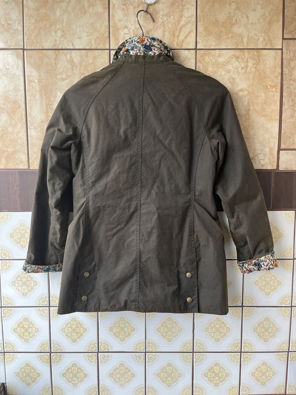 Barbour Barbour Rachel floral lining Liberty wax jacket Size XS / US 0-2 / IT 36-38 - 2 Thumbnail