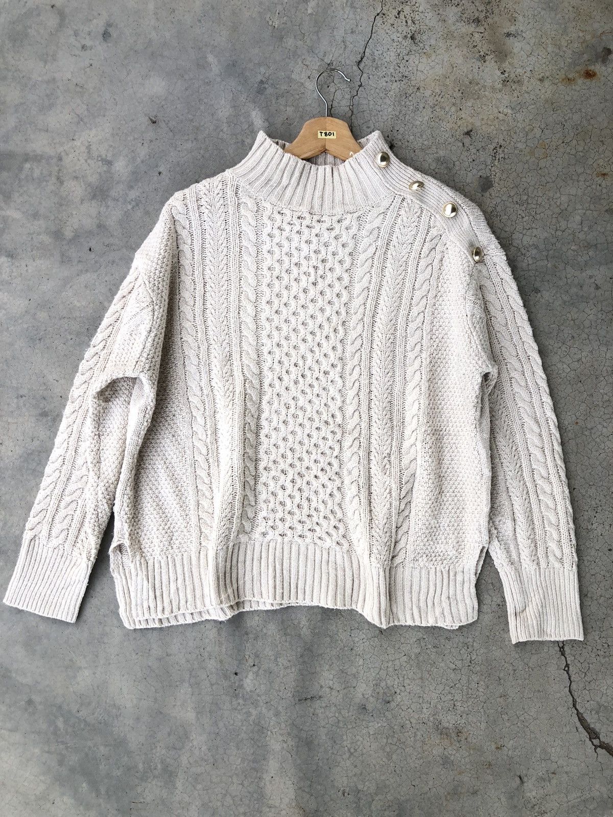 Aran Isles Knitwear × Homespun Knitwear × Japanese Brand Vintage Cable Knit Button Jumper Sweater Size US L / EU 52-54 / 3 - 1 Thumbnail