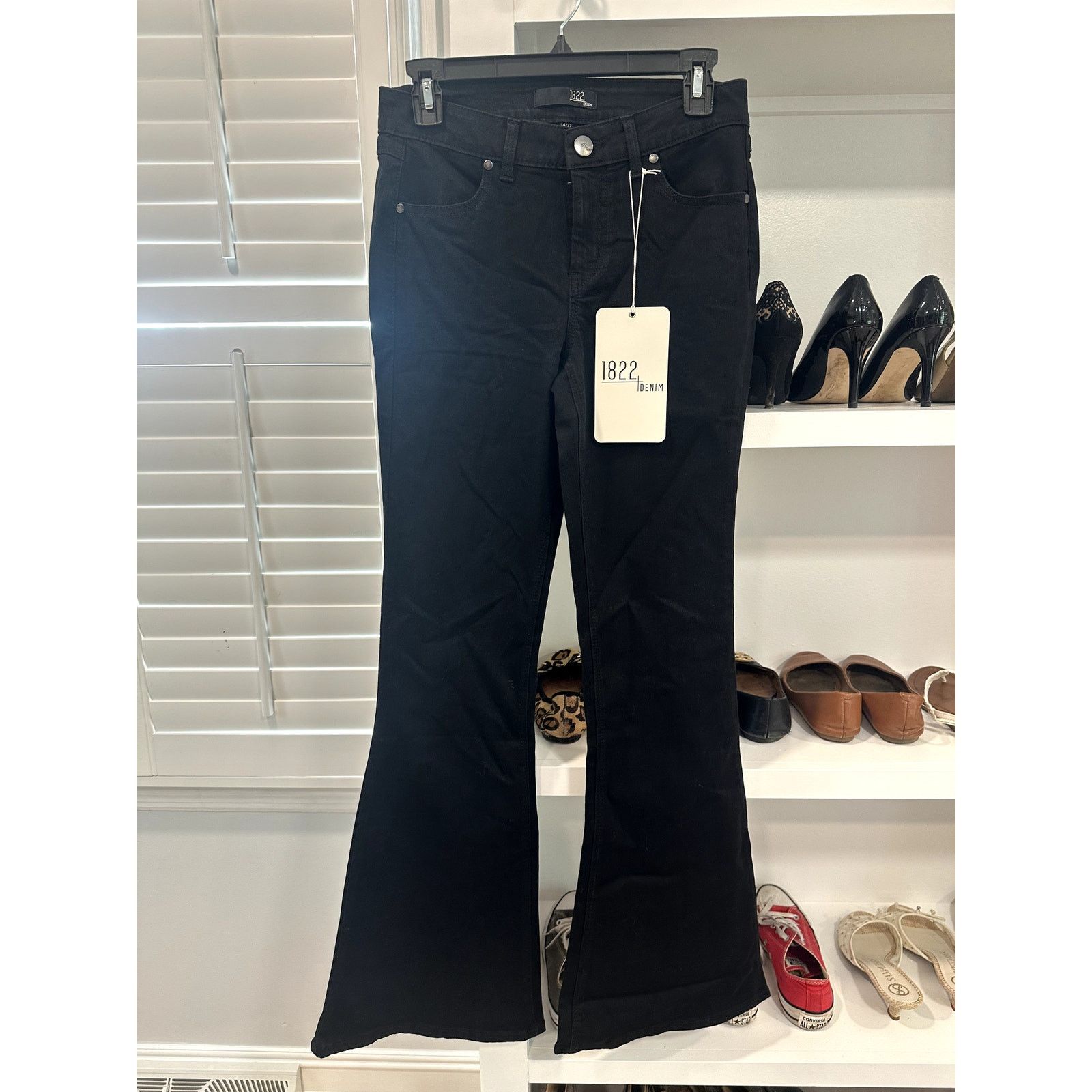 Other 1822 Womens Black Flare Denim Mid Rise Cotton Blend 4/27 NWT Size 27" / US 4 / IT 40 - 2 Thumbnail