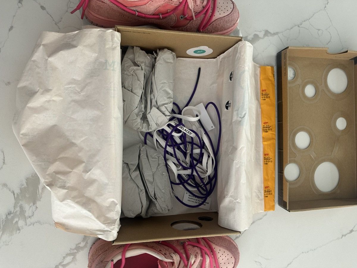 Nike × Off-White Cherry Blossom Dunks Lot 15 of 50 Size US 9 / EU 42 - 15 Thumbnail
