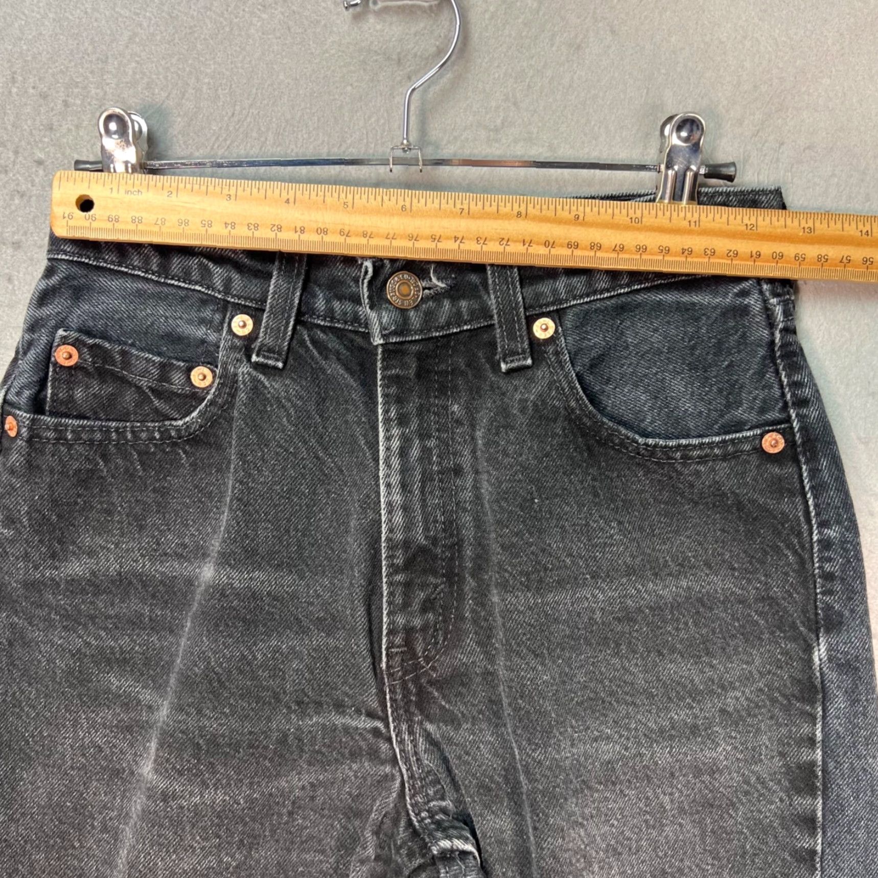 Levi's VINTAGE Levi's 560 Womens Jeans 25 x 31 Black Denim Straight Leg High Rise 560 Womens Size 42" / US 20 - 6 Thumbnail