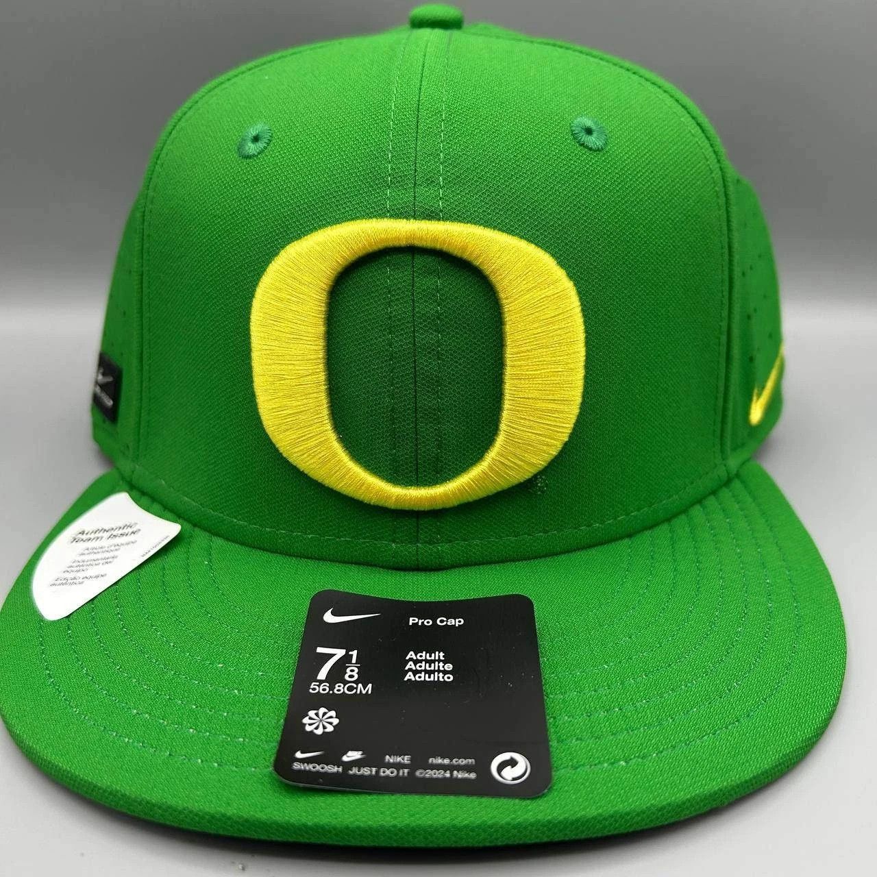 Nike Oregon Ducks x Nike Pro Hat Men 7 1/8 Dri-Fit Fitted Cap New Size ONE SIZE - 1 Thumbnail