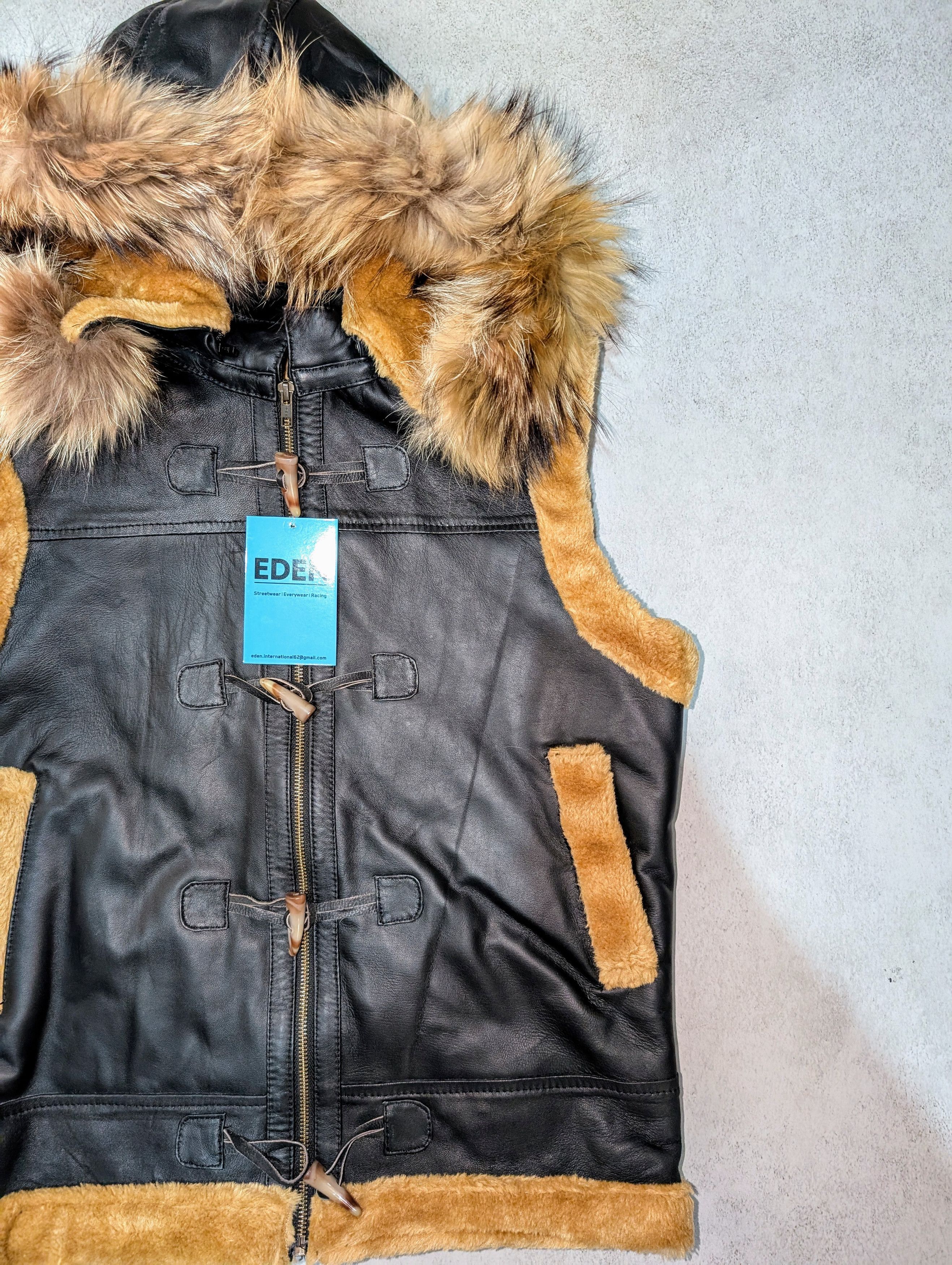 Genuine Leather × Vintage 🖤 Men's Black Shearling & Fox Fur Hooded Vest Leather Vest Size US L / EU 52-54 / 3 - 3 Thumbnail