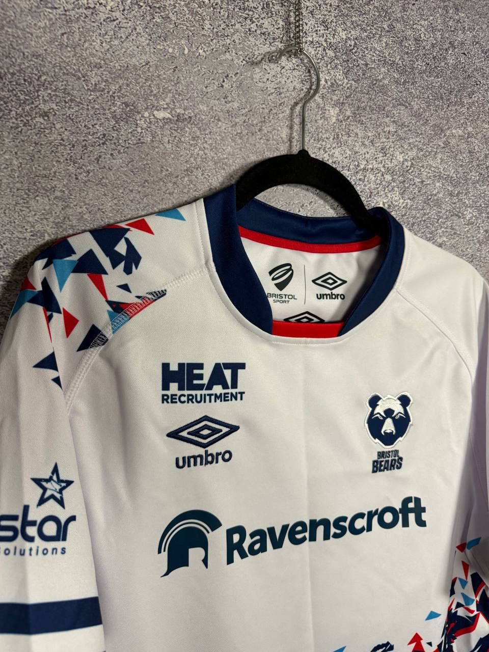 Umbro Bristol Bears Rugby Away Cup Shirt 2021/22 Umbro Pro GPS TOP Size US L / EU 52-54 / 3 - 5 Thumbnail