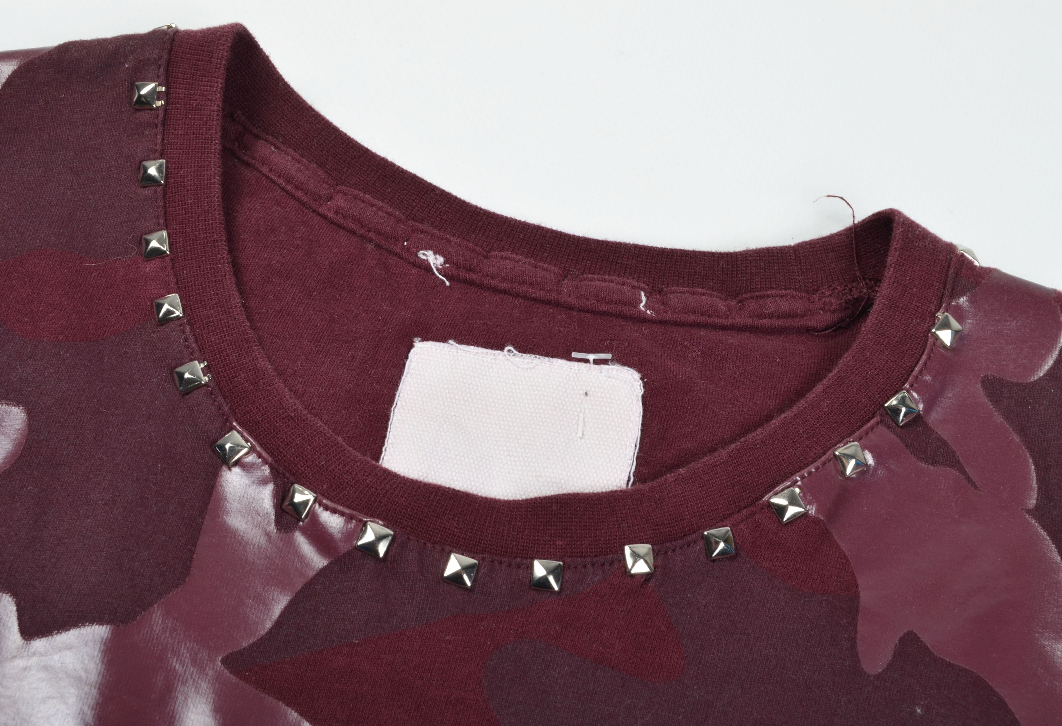 Valentino Valentino Burgundy Camo SS19 Short Sleeve Grunge T-shirt Size S / US 4 / IT 40 - 7 Thumbnail