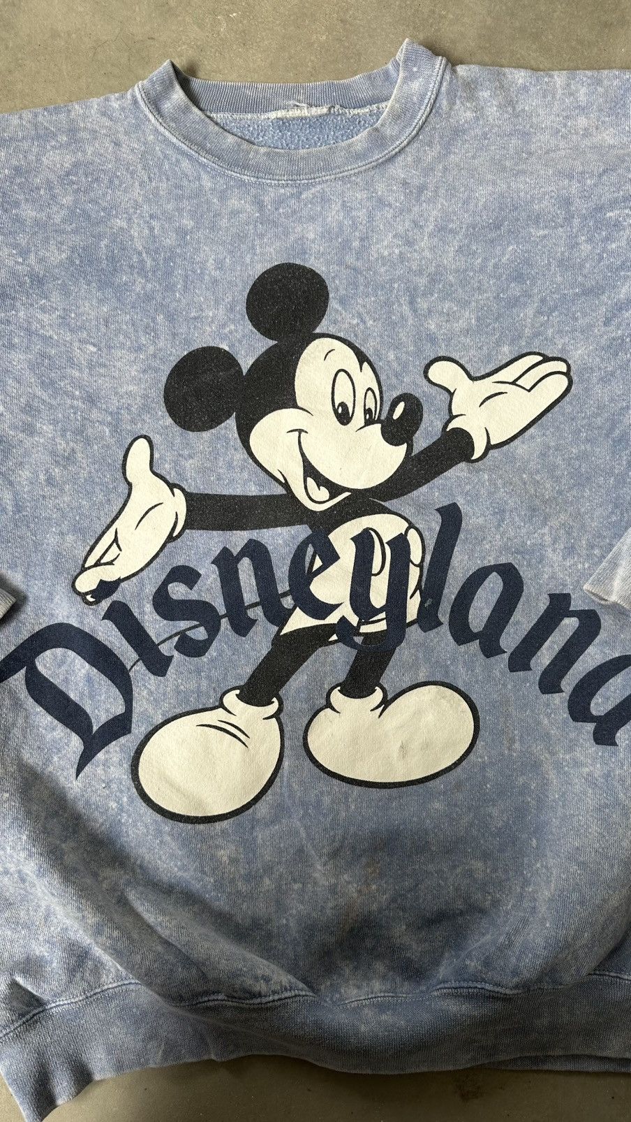 Mickey Mouse VINTAGE MICKEY MOUSE DISNEYLAND ACID WASH SWEATSHIRT Size US L / EU 52-54 / 3 - 2 Thumbnail