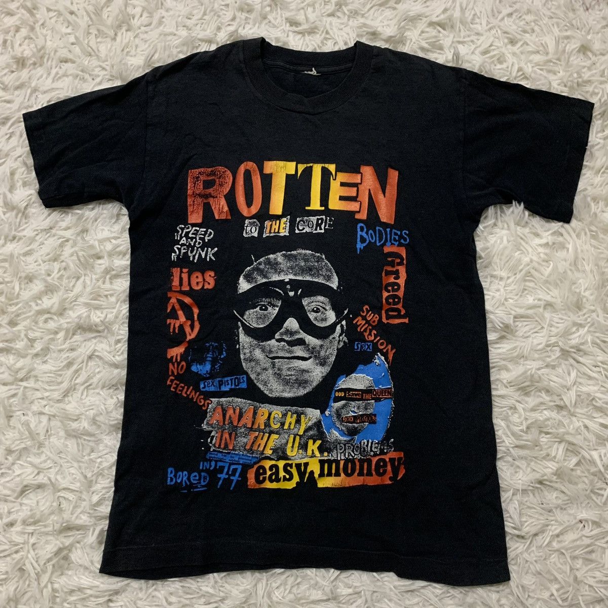 Band Tees Vintage 80s The Sex Pistol Johnny Rotten Tour Album T Shirt Size US S / EU 44-46 / 1 - 2 Thumbnail
