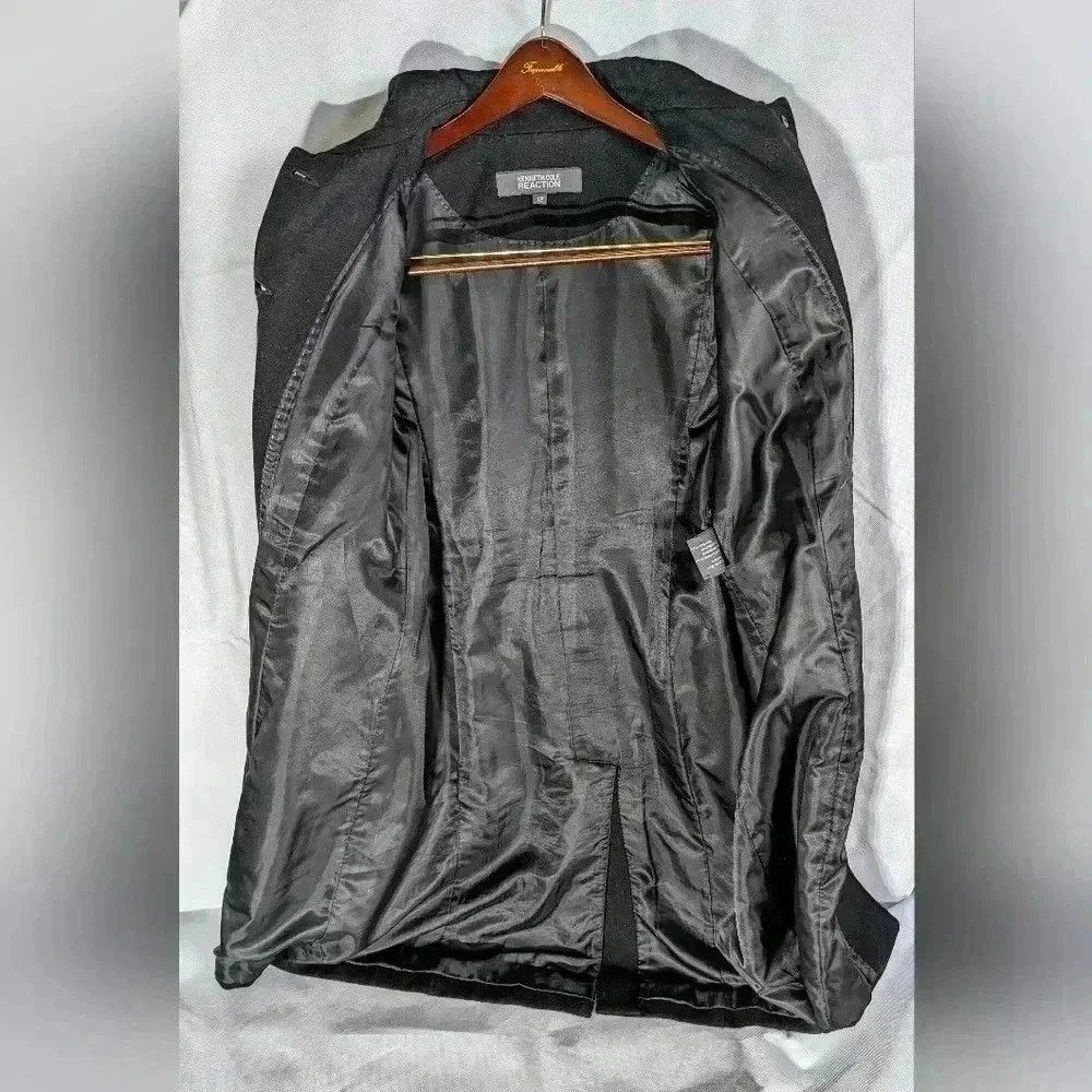 Kenneth Cole Women's Kenneth Cole Black trench coat sz 12 Size XL / US 12-14 / IT 48-50 - 4 Thumbnail