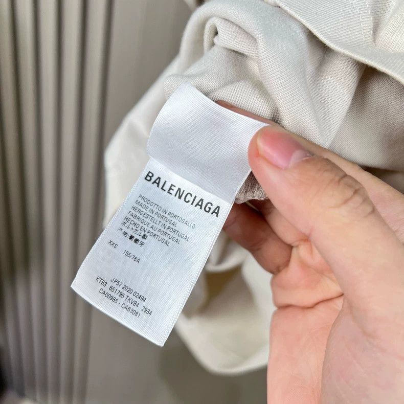 Balenciaga Balenciaga Blurred letter print short sleeves Size US XXS / EU 40 - 6 Thumbnail