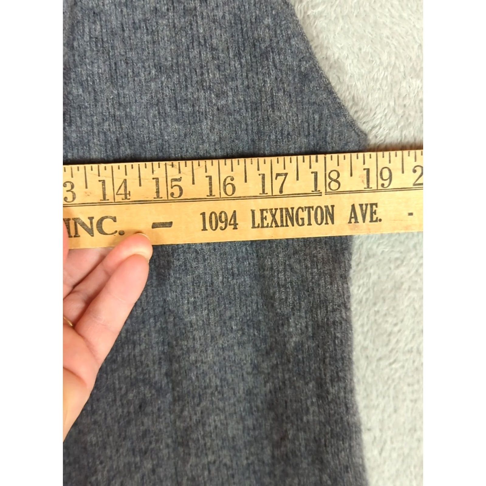 Vintage Halogen Sweater Vest Gray 100% Cashmere Sleeveless Open Front Long One Size Women Size ONE SIZE - 7 Thumbnail