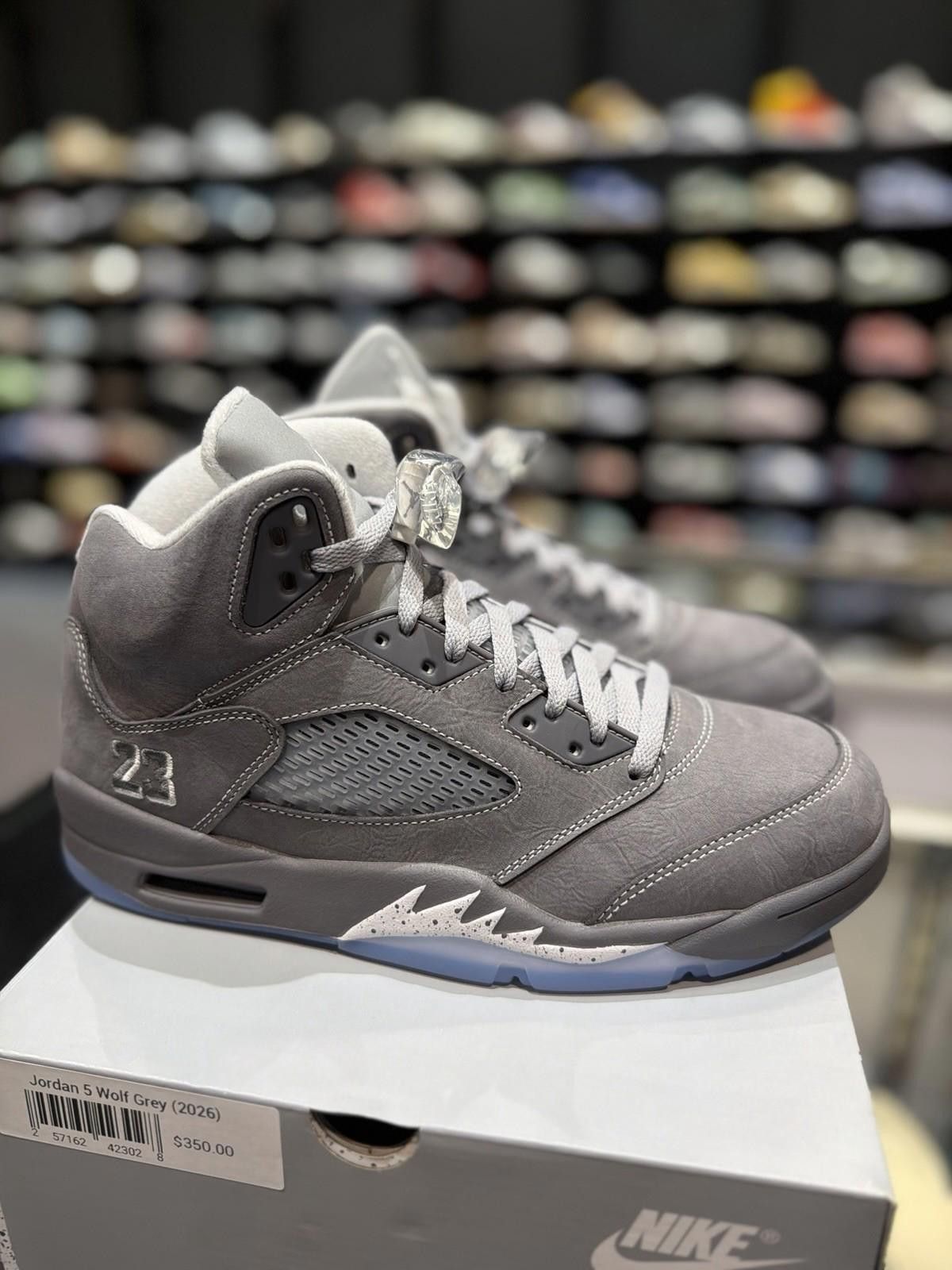Jordan Brand Jordan Air Jordan 5 Retro DD0587-002 Wolf Grey Nubuck (13) Size US 13 / EU 46 - 2 Thumbnail