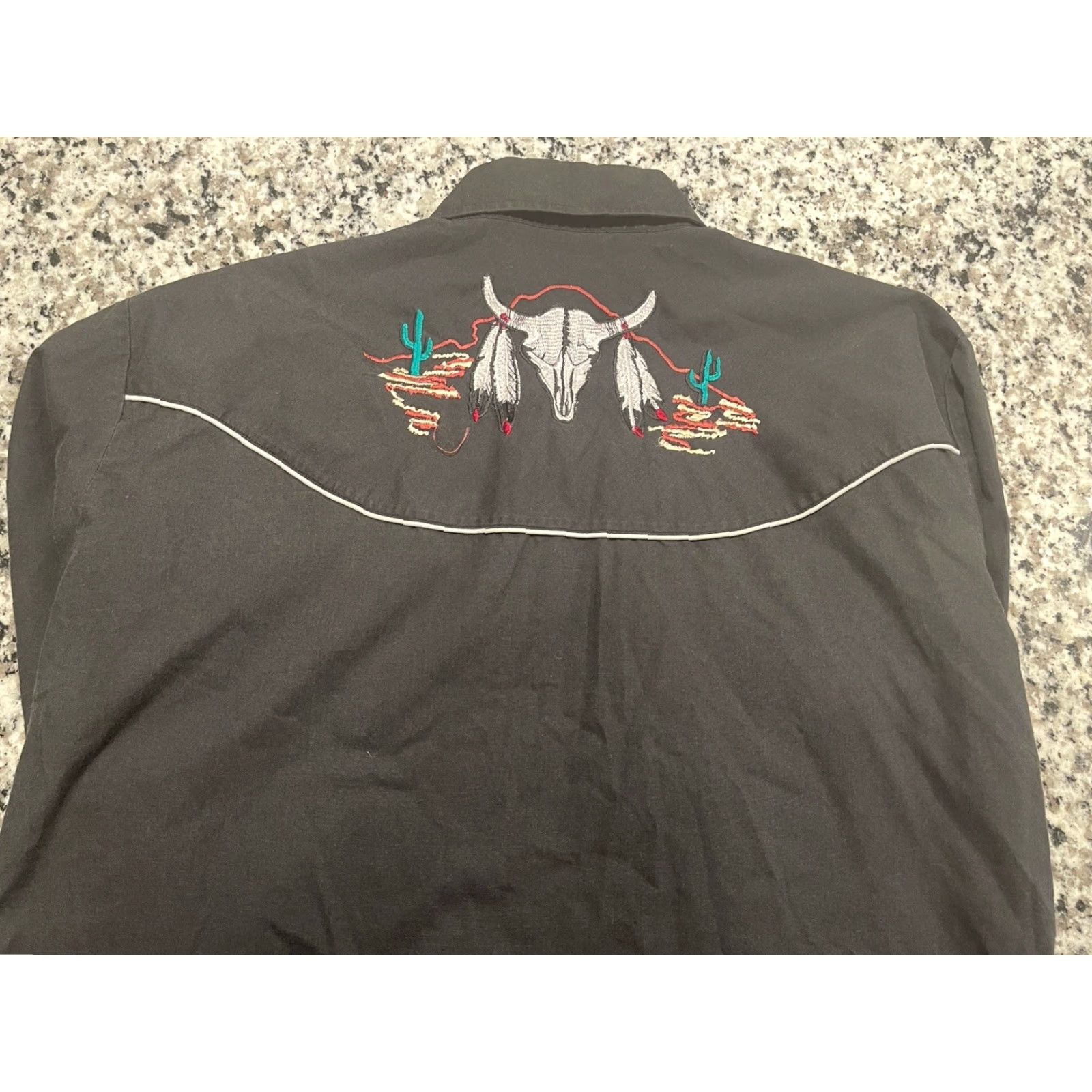 Vintage VINTAGE ELY DIAMOND CATTLEMEN Western Shirt Long Sleeve Snap Embroidered Size L Black Mens Size US L / EU 52-54 / 3 - 6 Thumbnail