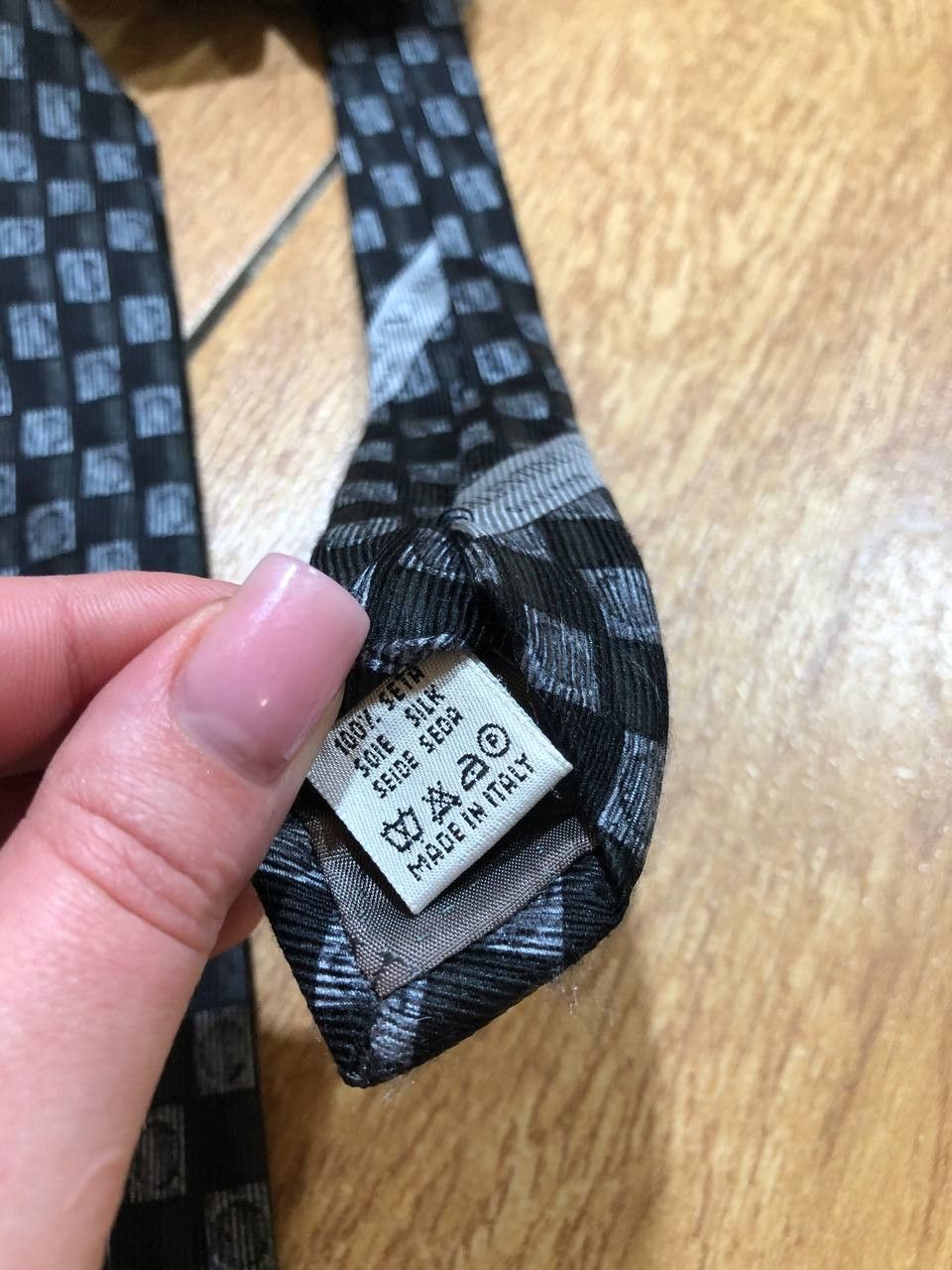 Valentino Valerio Pure Silk Hand Made Square Pattern Tie Size ONE SIZE - 3 Thumbnail
