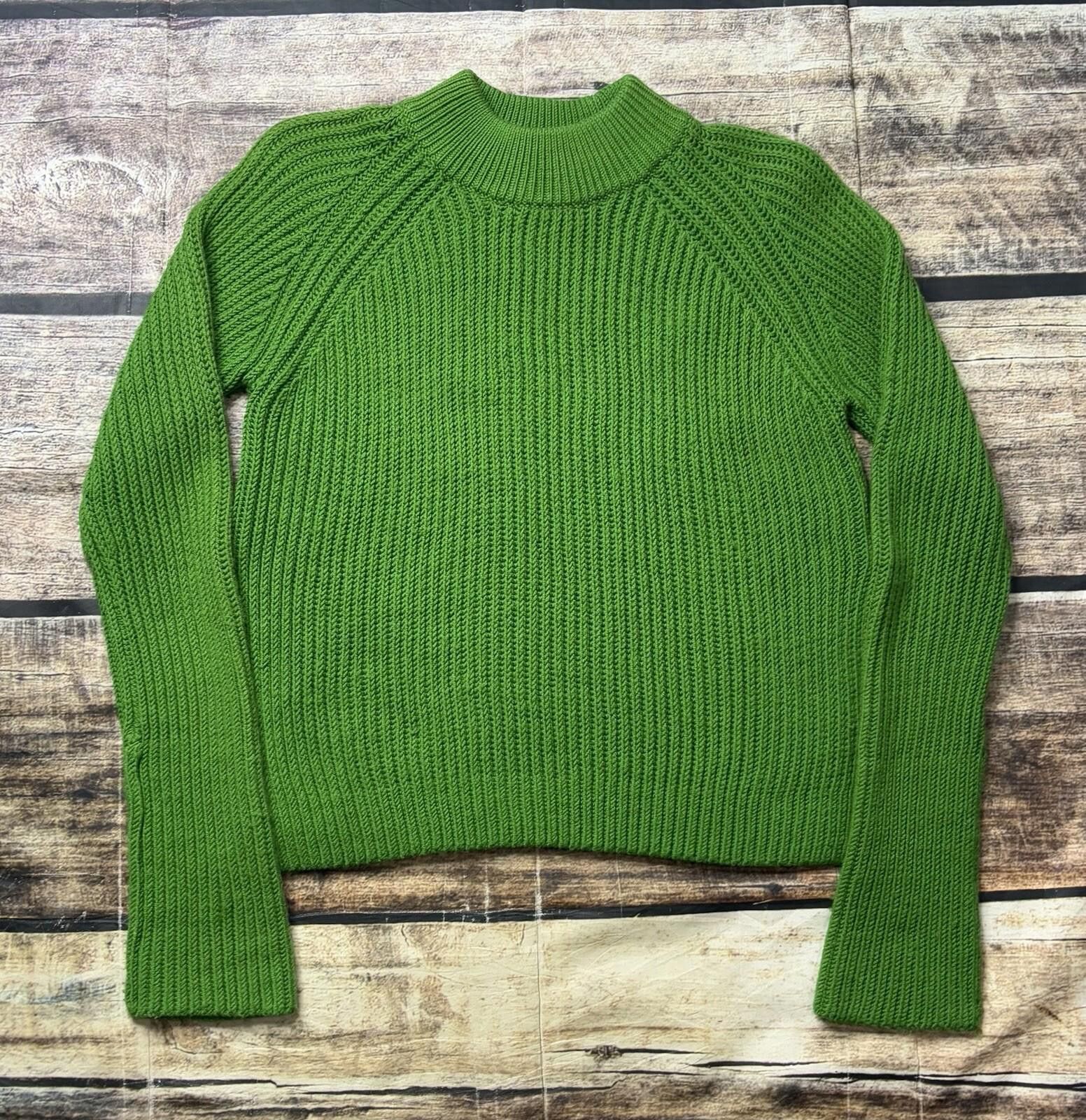 Club Monaco Club Monaco Sweater Women's Medium Italian Yarn Chunky Knit Size M / US 6-8 / IT 42-44 - 1 Thumbnail