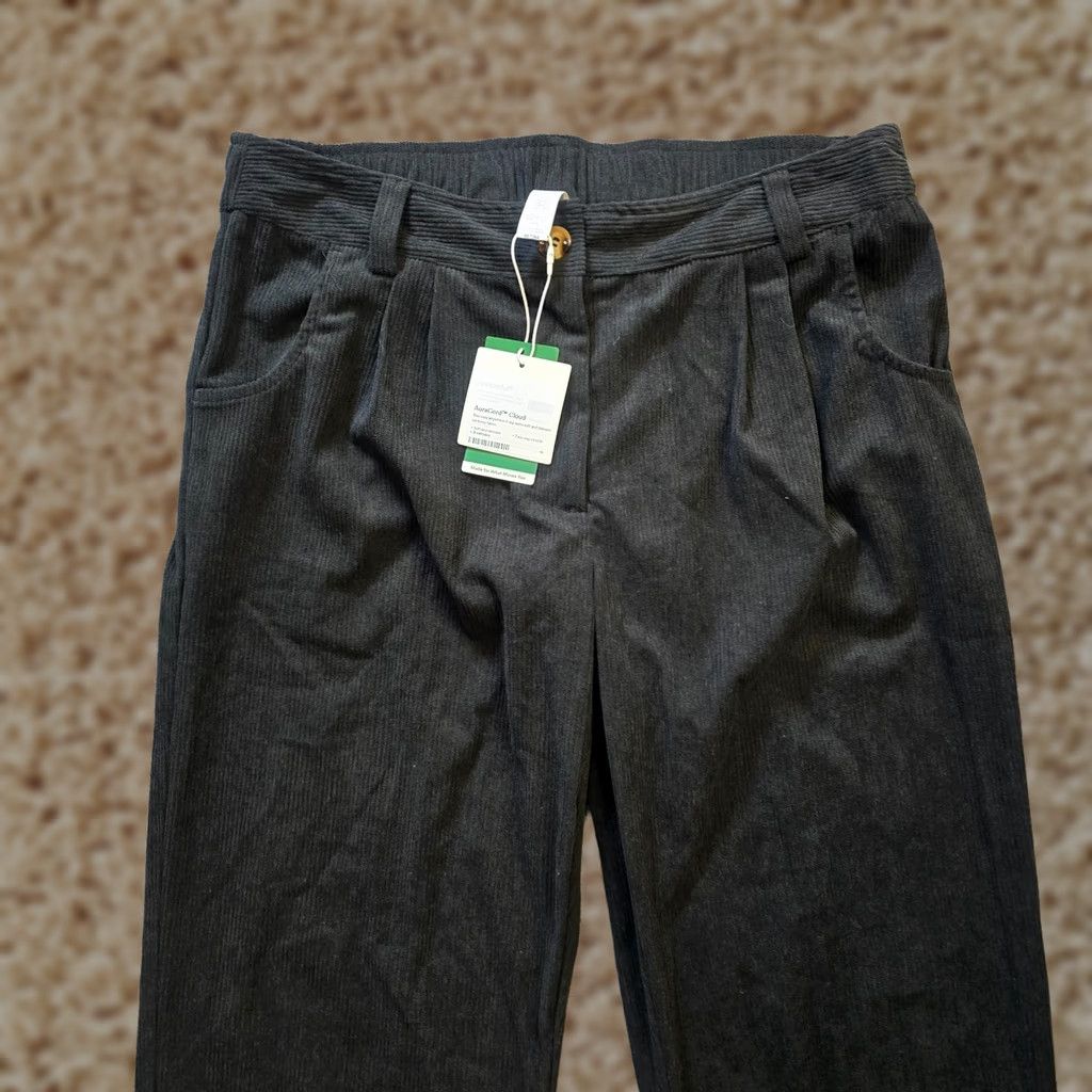 Vintage Halara Pants Womens XL Black Aura Cord Cloud Corduroy Wide Leg Pleated Casual Size 40" / US 18 - 1 Thumbnail