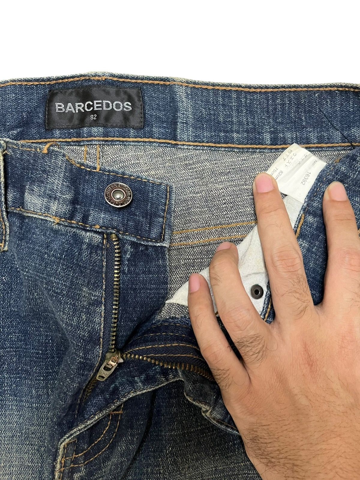 Japanese Brand Vintage Japanese Brand Sick Mud Wash Distressed Loose Jeans Size US 31 - 9 Thumbnail