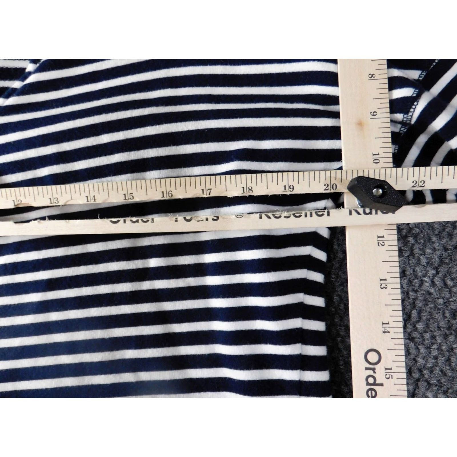 Vintage Crown & Ivy Blouse Womens M Blue Striped Off the Shoulder Pullover Lightweight Stretch Casual Regular Long Sleeve Shirt Size M / US 6-8 / IT 42-44 - 6 Thumbnail