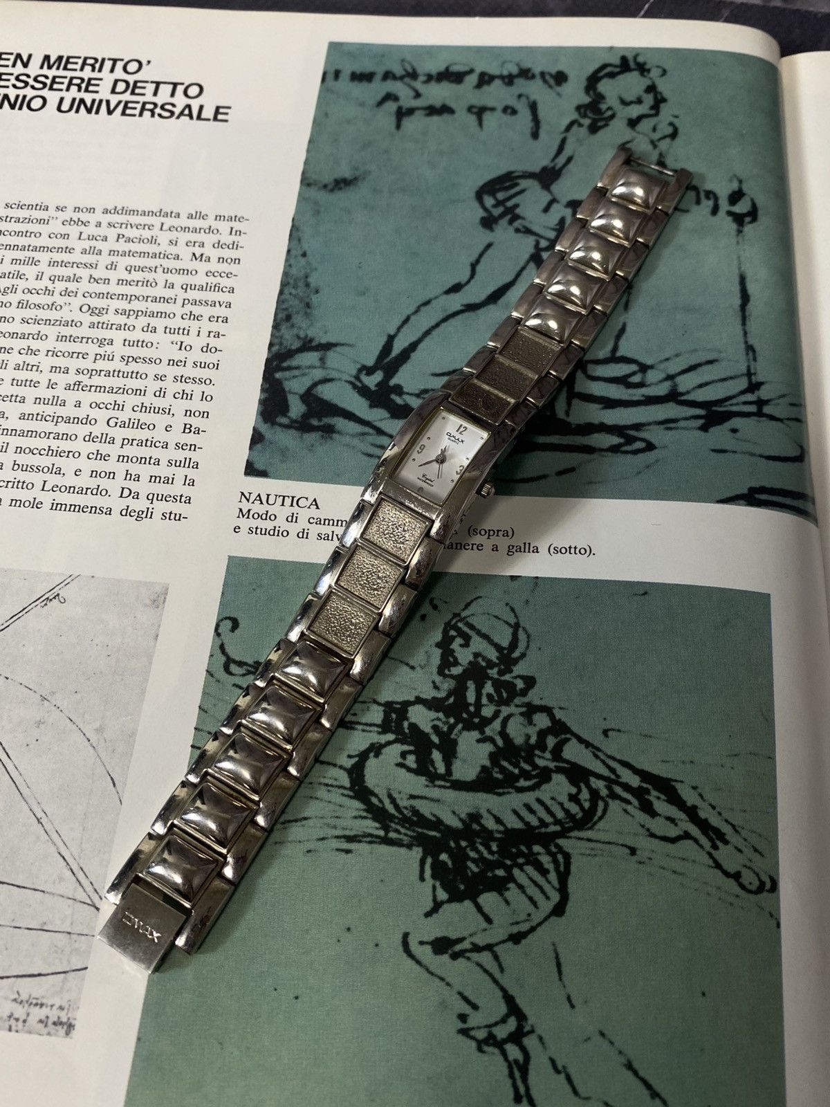 Japanese Brand VINTAGE OMAX SILVER BRACELET WATCH CYBERPUNK Y2K FUTURISTIC Size ONE SIZE - 1 Thumbnail