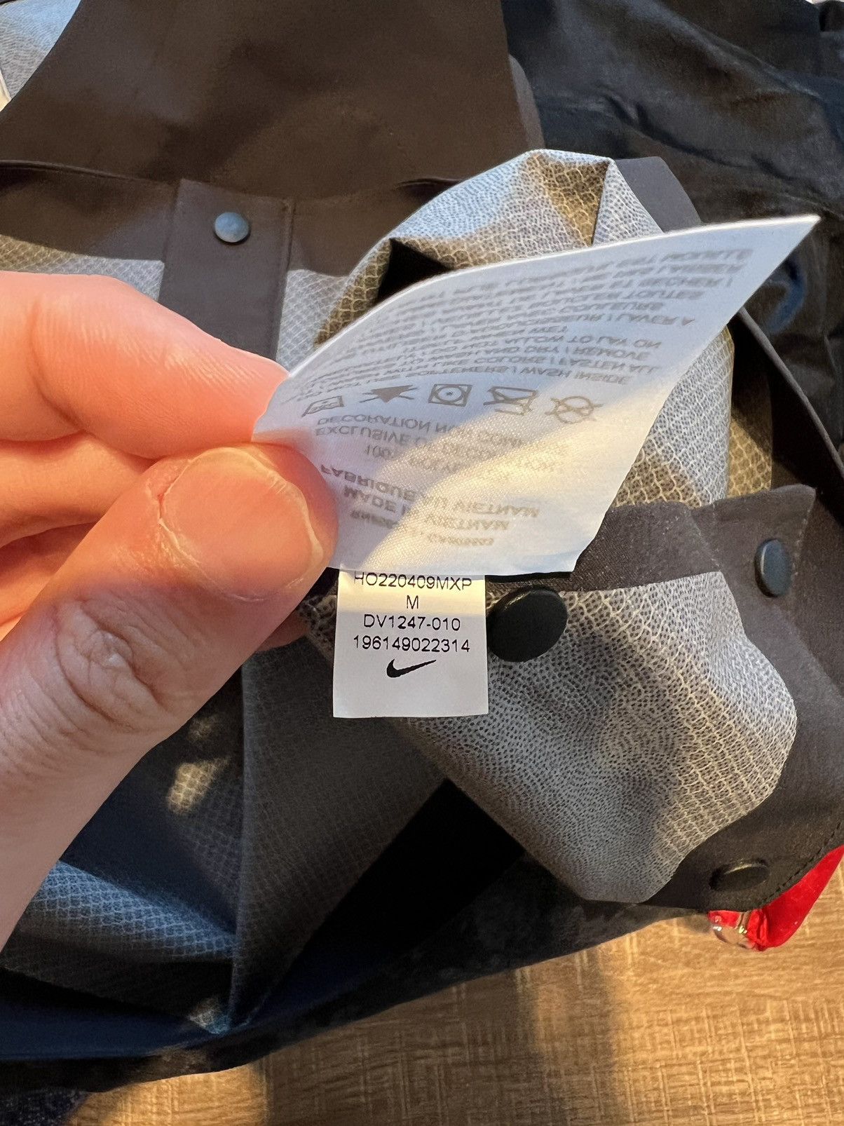 Nike Nike Run Division Black Storm Fit Snap Button Vest Size M Size M / US 6-8 / IT 42-44 - 8 Thumbnail