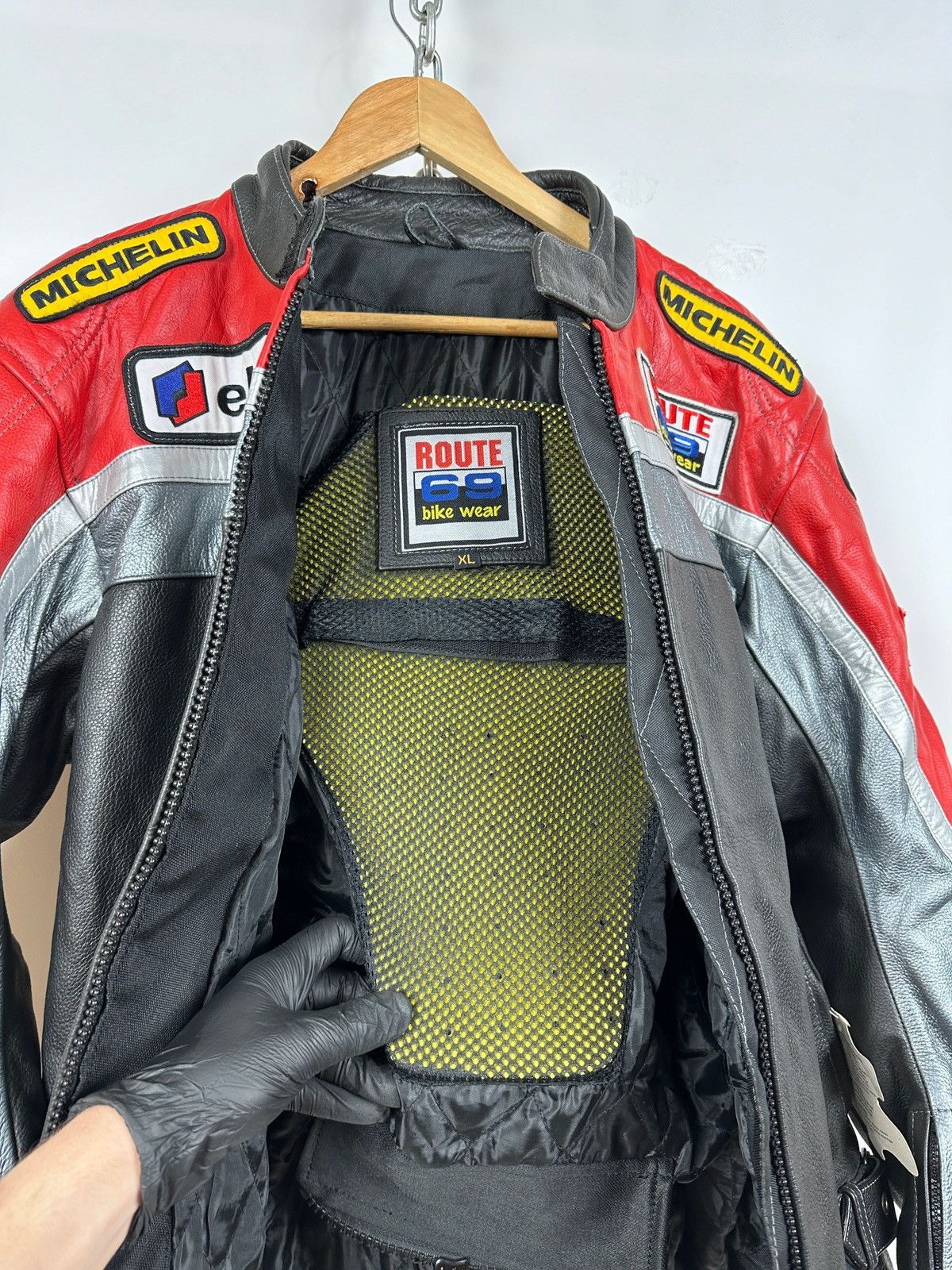 Other Route 69 Michelin Shell Motorcycle Racing Leather Jacket Size US XL / EU 56 / 4 - 18 Thumbnail