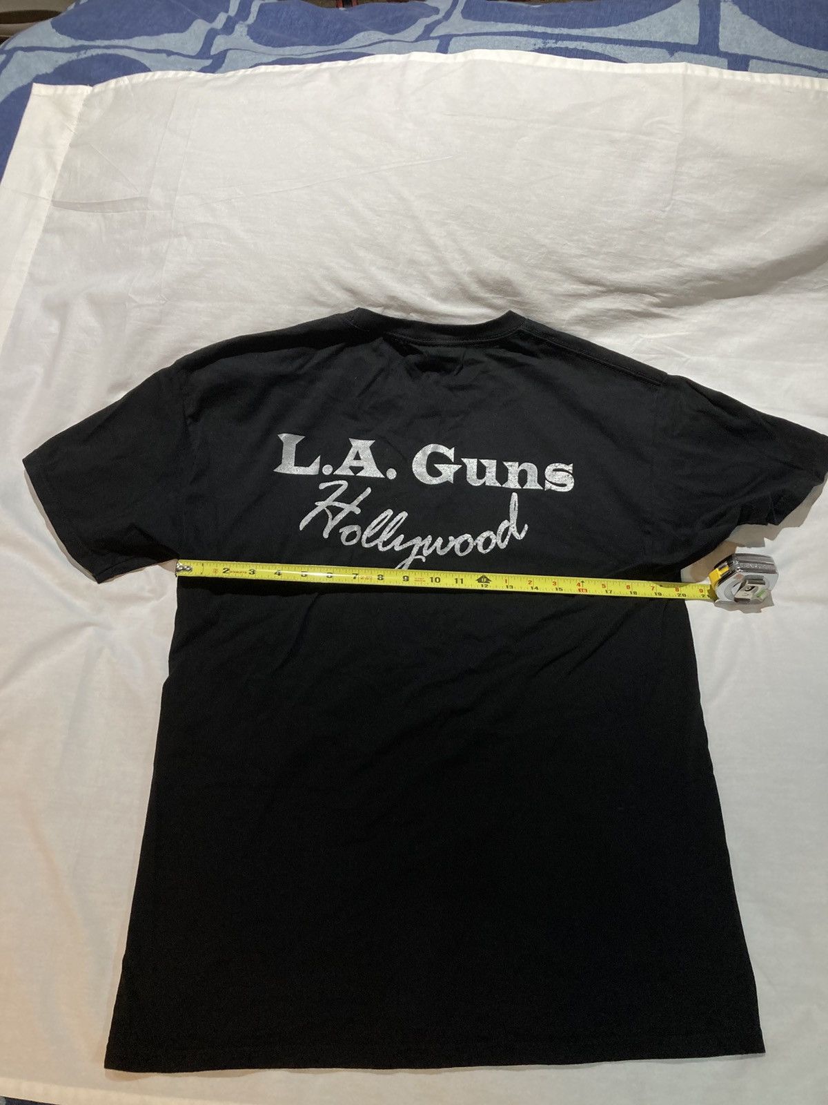 Alstyle L.A. Guns Hollywood California T-shirt, Men’s size large Size US L / EU 52-54 / 3 - 5 Thumbnail