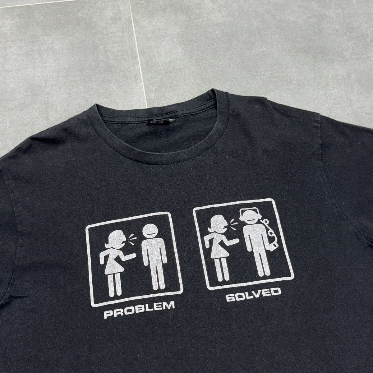 Vintage Fire Starter "Problem / Solved" T-Shirt Size XL Size US XL / EU 56 / 4 - 6 Thumbnail