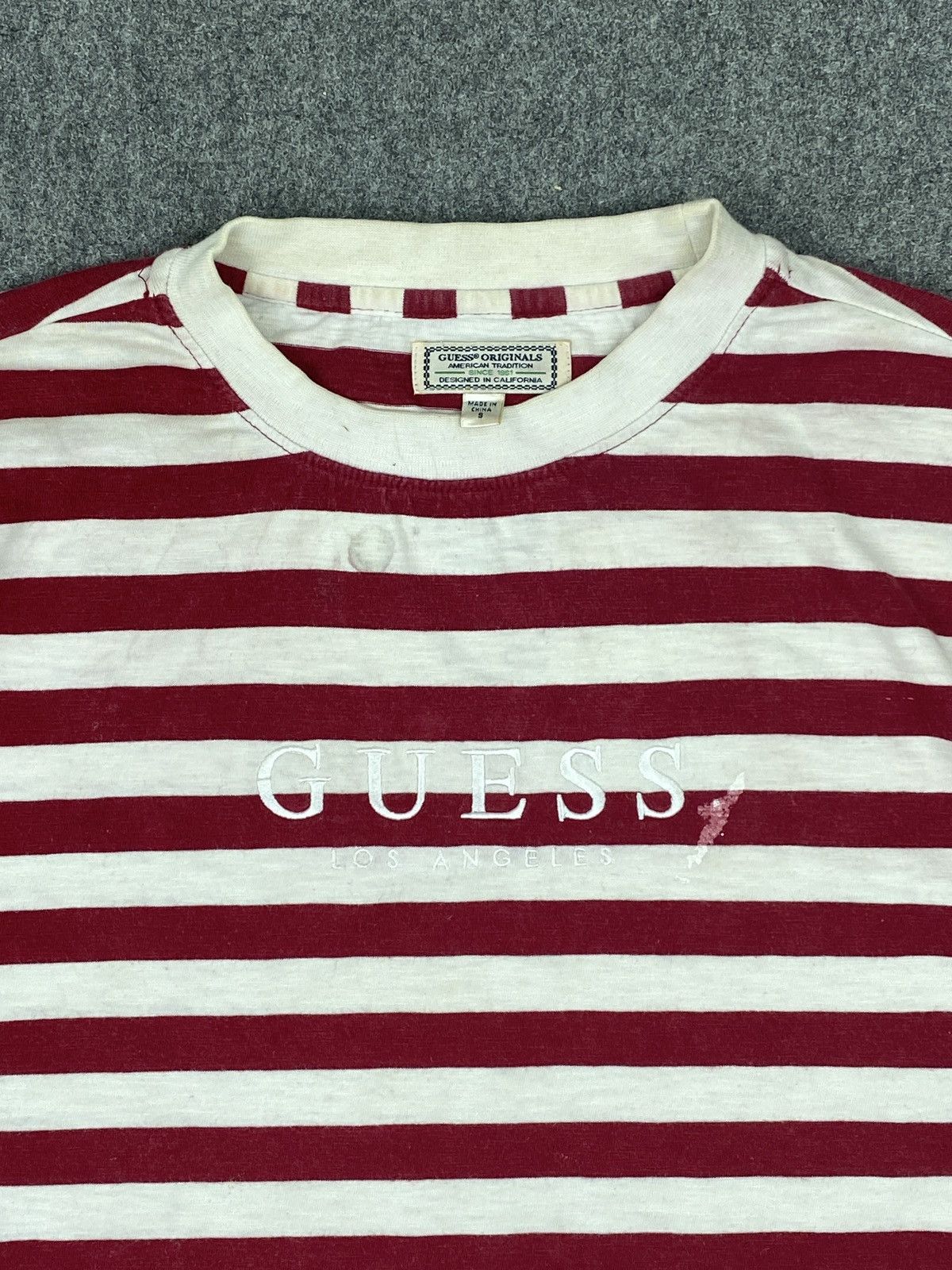 Guess Vintage Guess Center Logo Striped Tee Y2K T0022 Size US S / EU 44-46 / 1 - 2 Thumbnail