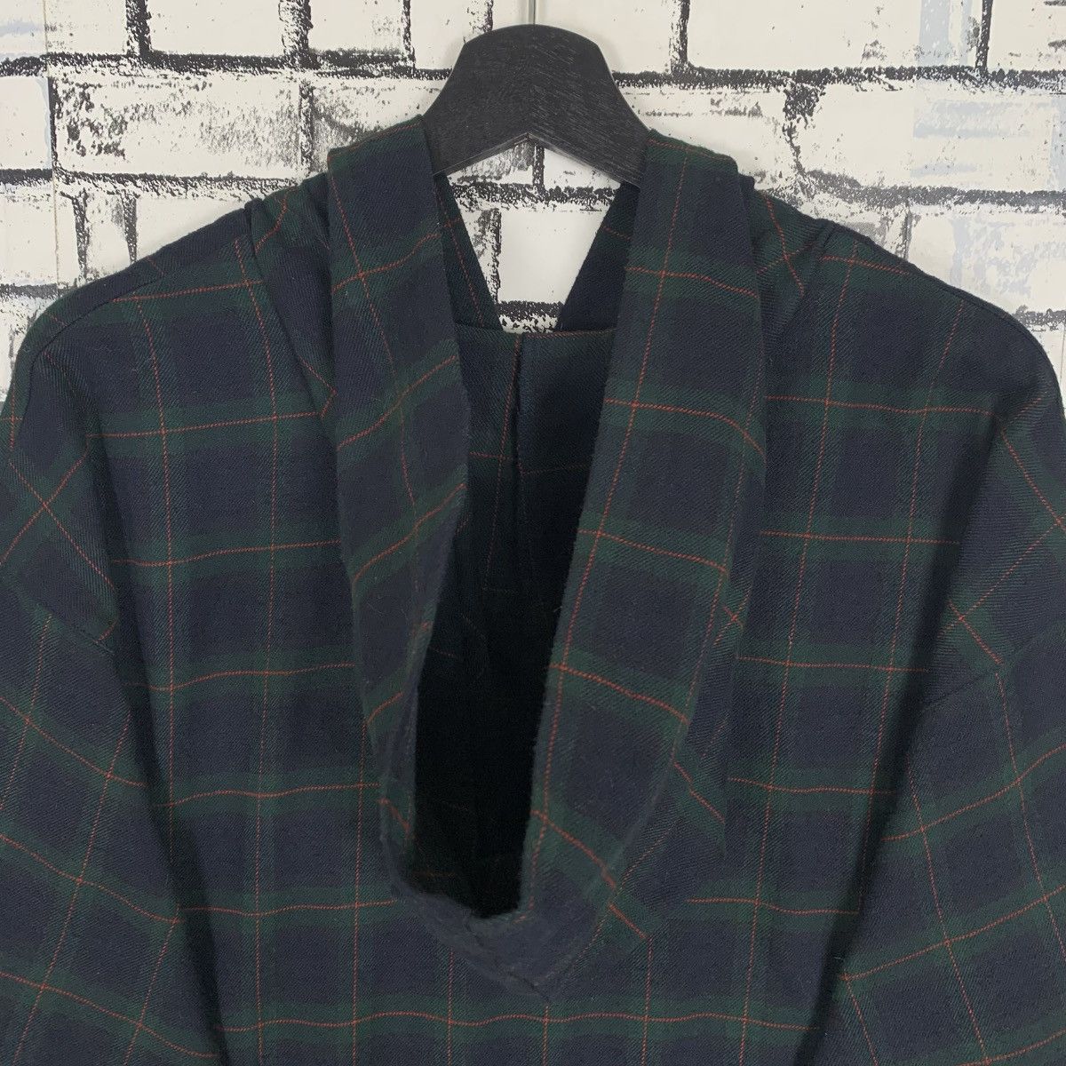 Issey Miyake Vintage One Mile Plantation Issey Miyake Tartan Cape Cloak Size US M / EU 48-50 / 2 - 7 Thumbnail