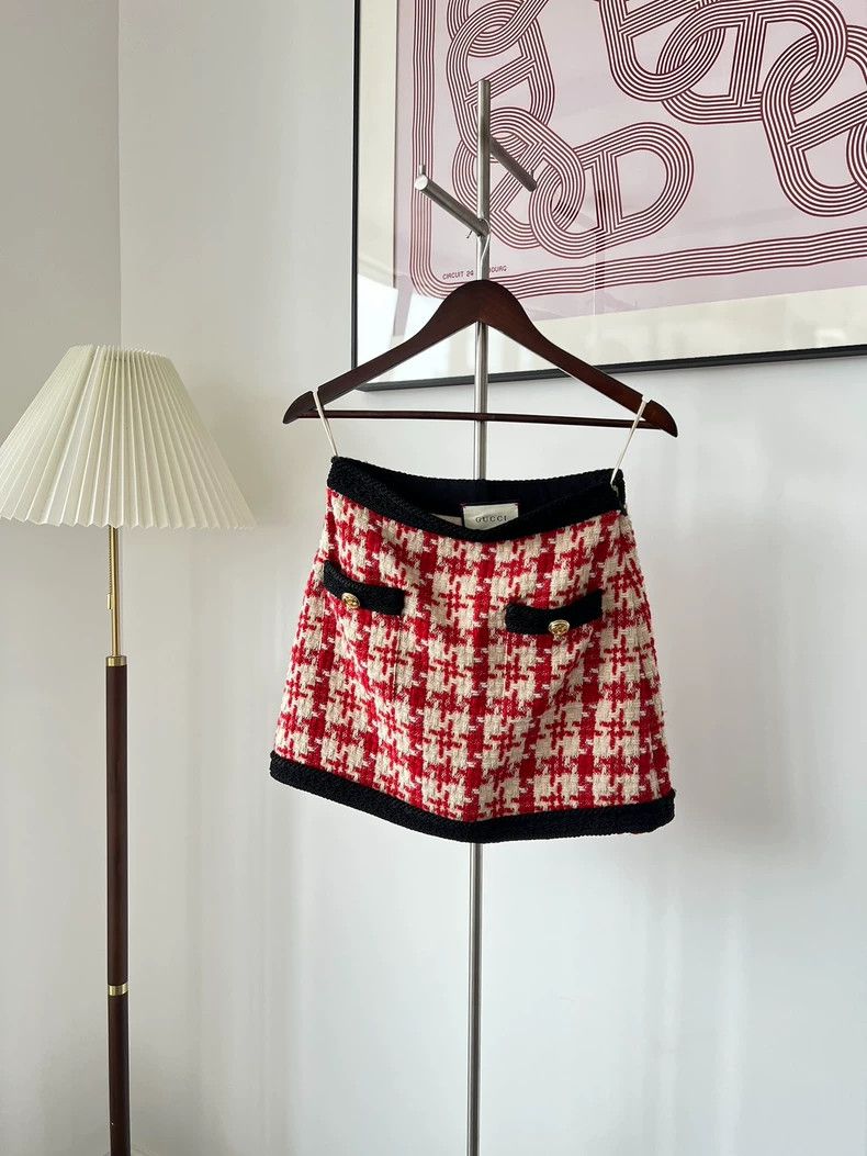 Gucci Gucci Logo buckled tweed color-blocked wool A-shaped skirt Size 26" / US 2 / IT 38 - 1 Thumbnail
