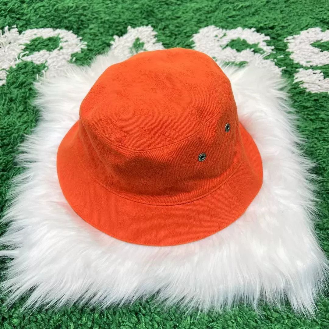 Louis Vuitton Louis Vuitton Reversible Monogram Bucket Hat Size ONE SIZE - 1 Thumbnail
