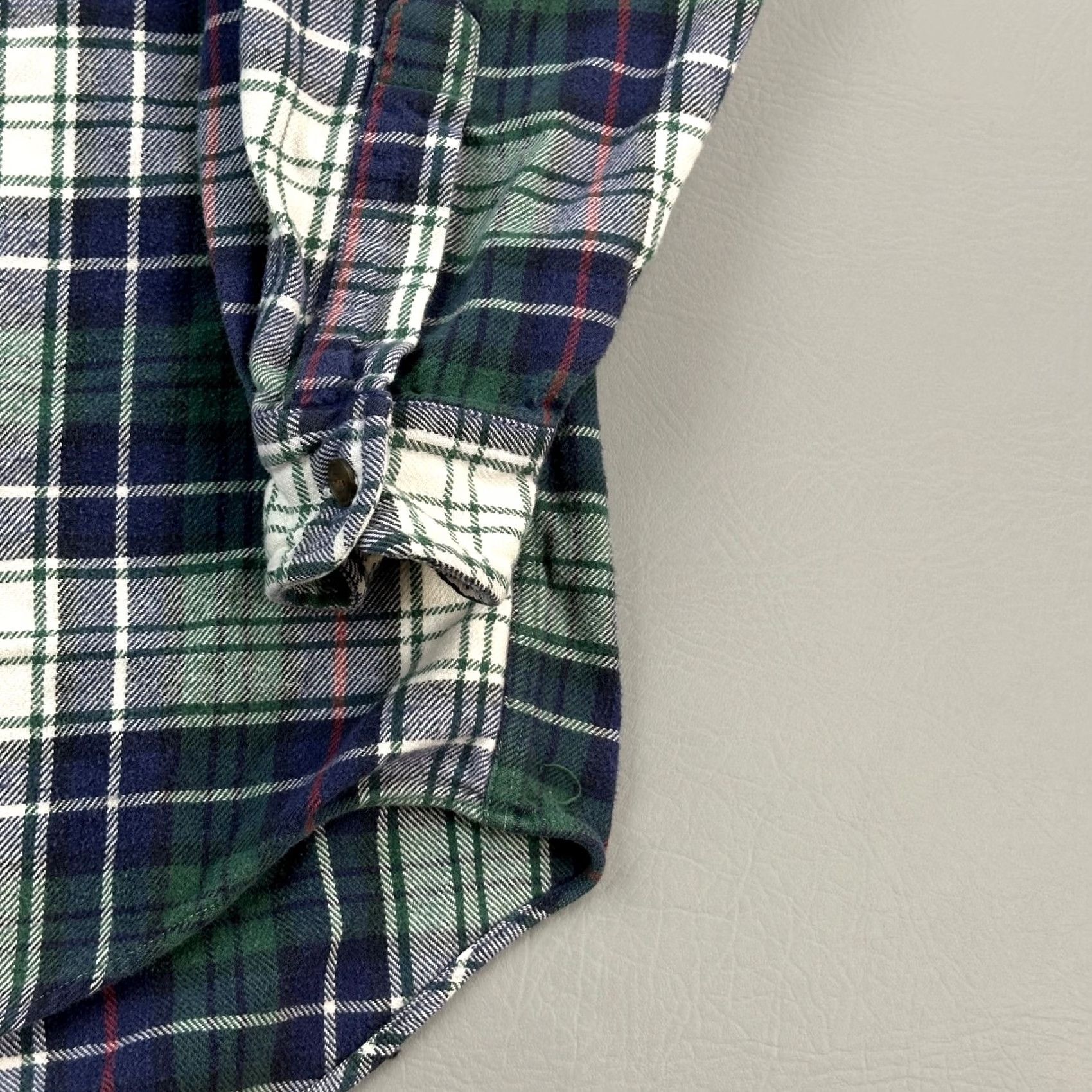 Abercrombie & Fitch VINTAGE Abercrombie & Fitch The Big Shirt Mens XL Green Plaid Flannel Button-Up Shirt Size US XL / EU 56 / 4 - 2 Thumbnail