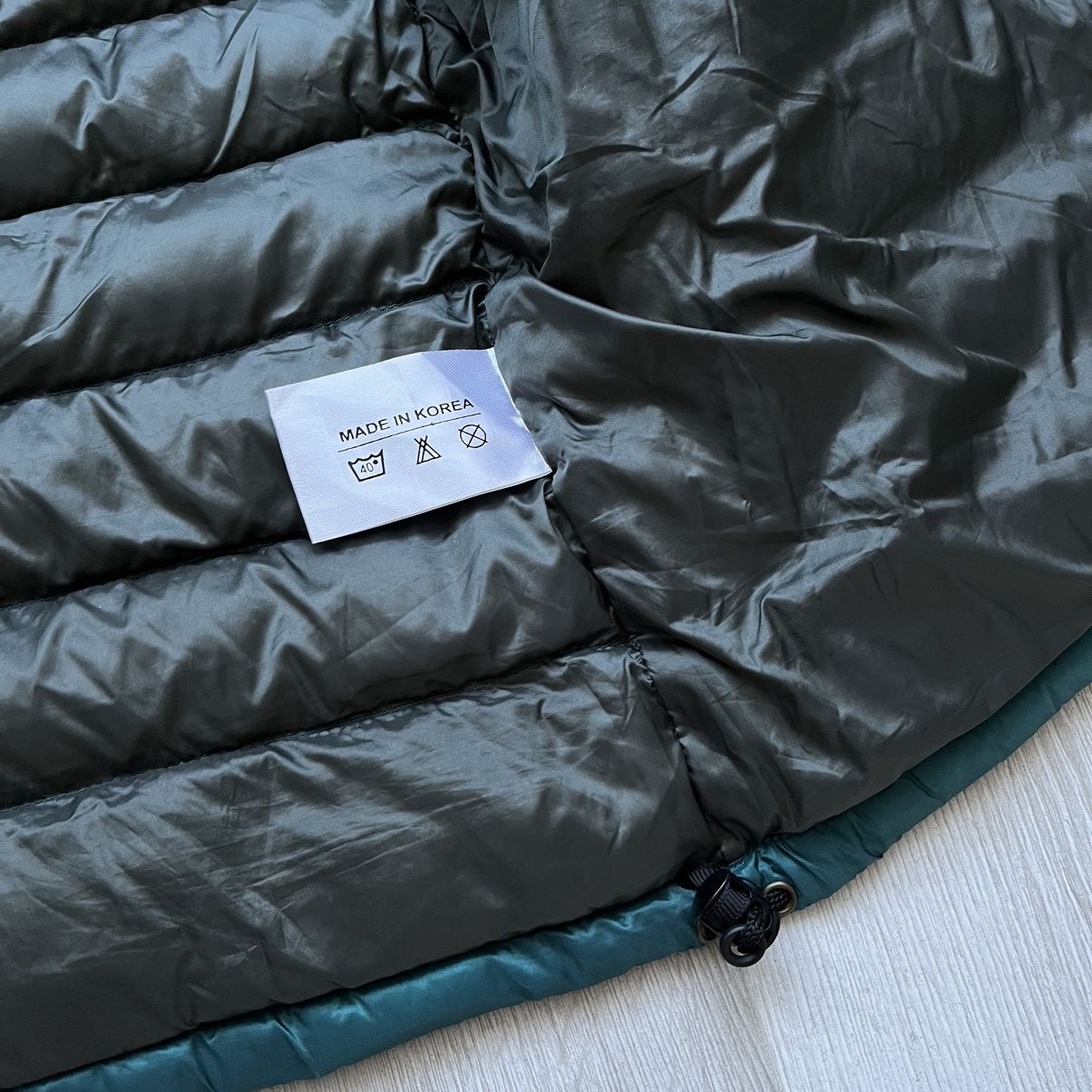 Marmot × Vintage Vintage Made In Korea Marmot Puffer Down Vest S size Size US S / EU 44-46 / 1 - 5 Thumbnail