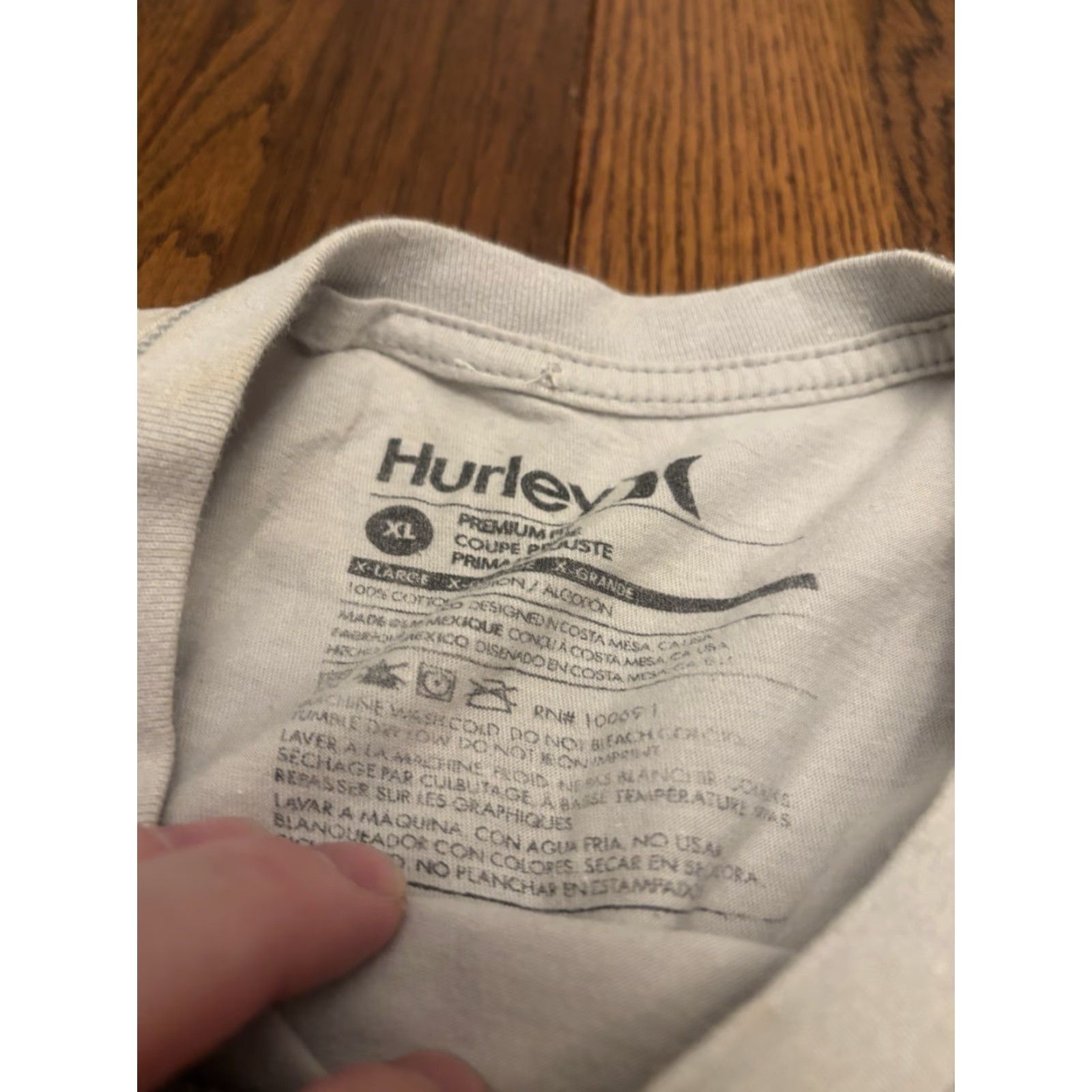 Hurley Hurley Logo T-Shirt Mens XL Short Sleeve Crew Neck Multicolor Cotton Blend Knit Logo Graphic T-Shirt All Seasons Breathable Easy Care N4 Size US XL / EU 56 / 4 - 2 Thumbnail