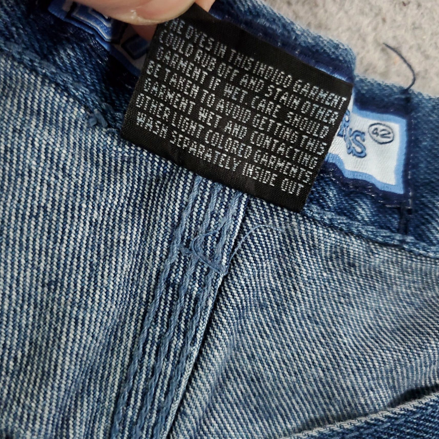 Express VINTAGE BROOKLYN XPRESS Jorts Denim Shorts 42 Mens Distressed 5-Pocket Bermuda Blue Socks? Size US 42 / EU 58 - 7 Thumbnail