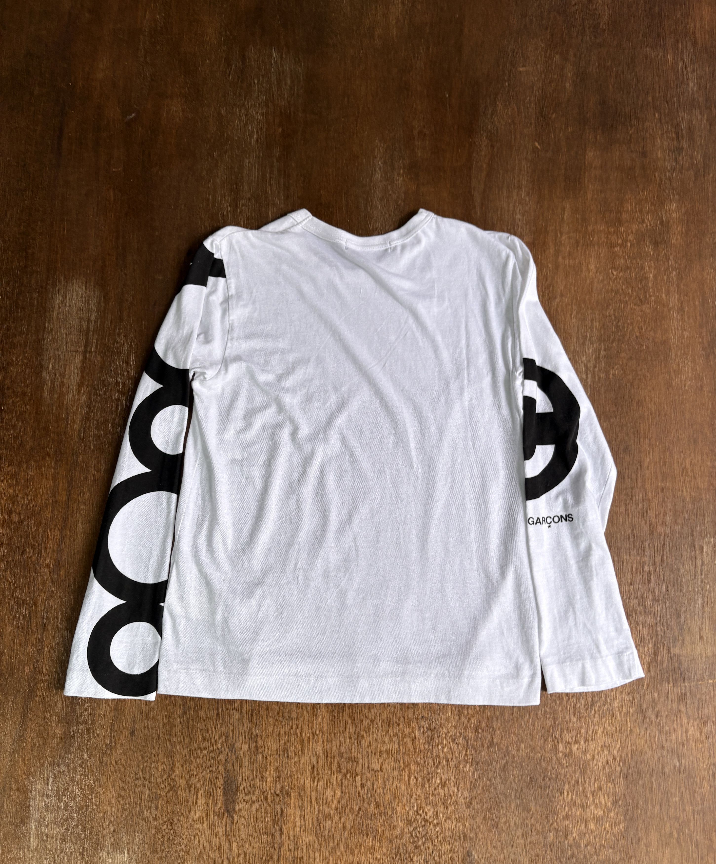COMME des GARÇONS Aoyama store exclusive T-shirt