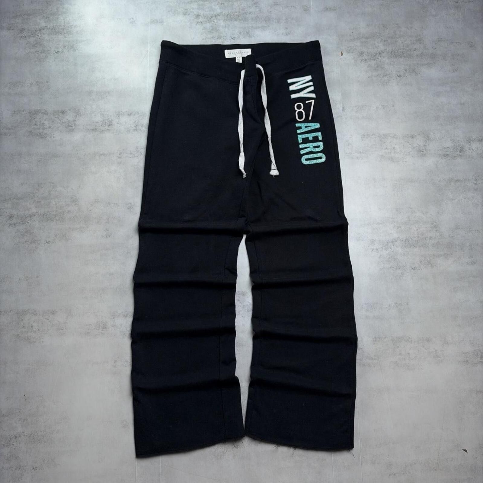 Aeropostale Y2K Black Aeropostale Grunge Flared Sweatpants Size 32" / US 10 / IT 46 - 1 Thumbnail