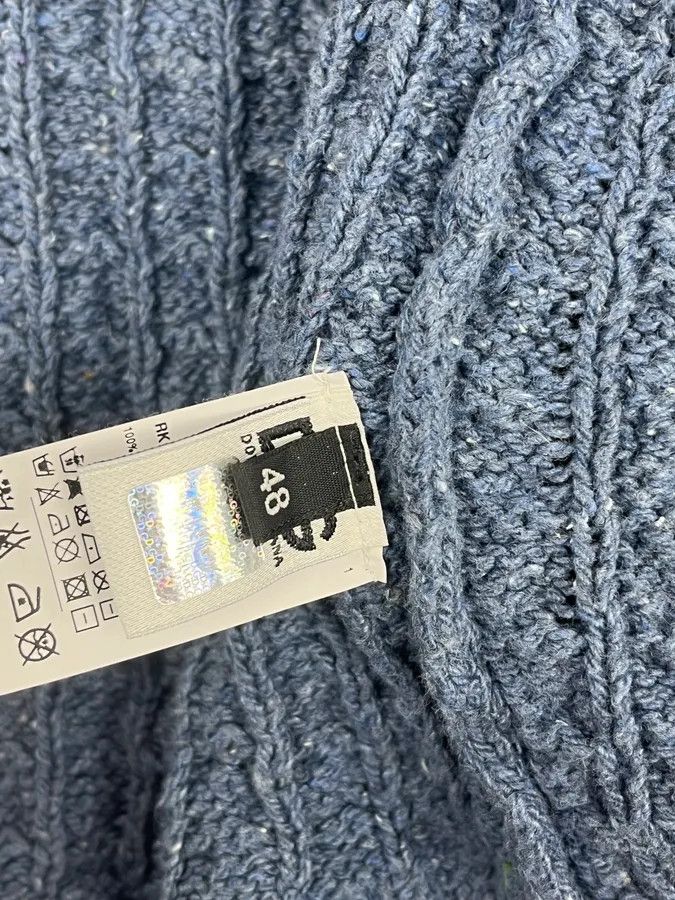 Dolce & Gabbana 2000s Dolce & Gabbana Blue Buttoned Cardigan Sweater Size US M / EU 48-50 / 2 - 12 Thumbnail