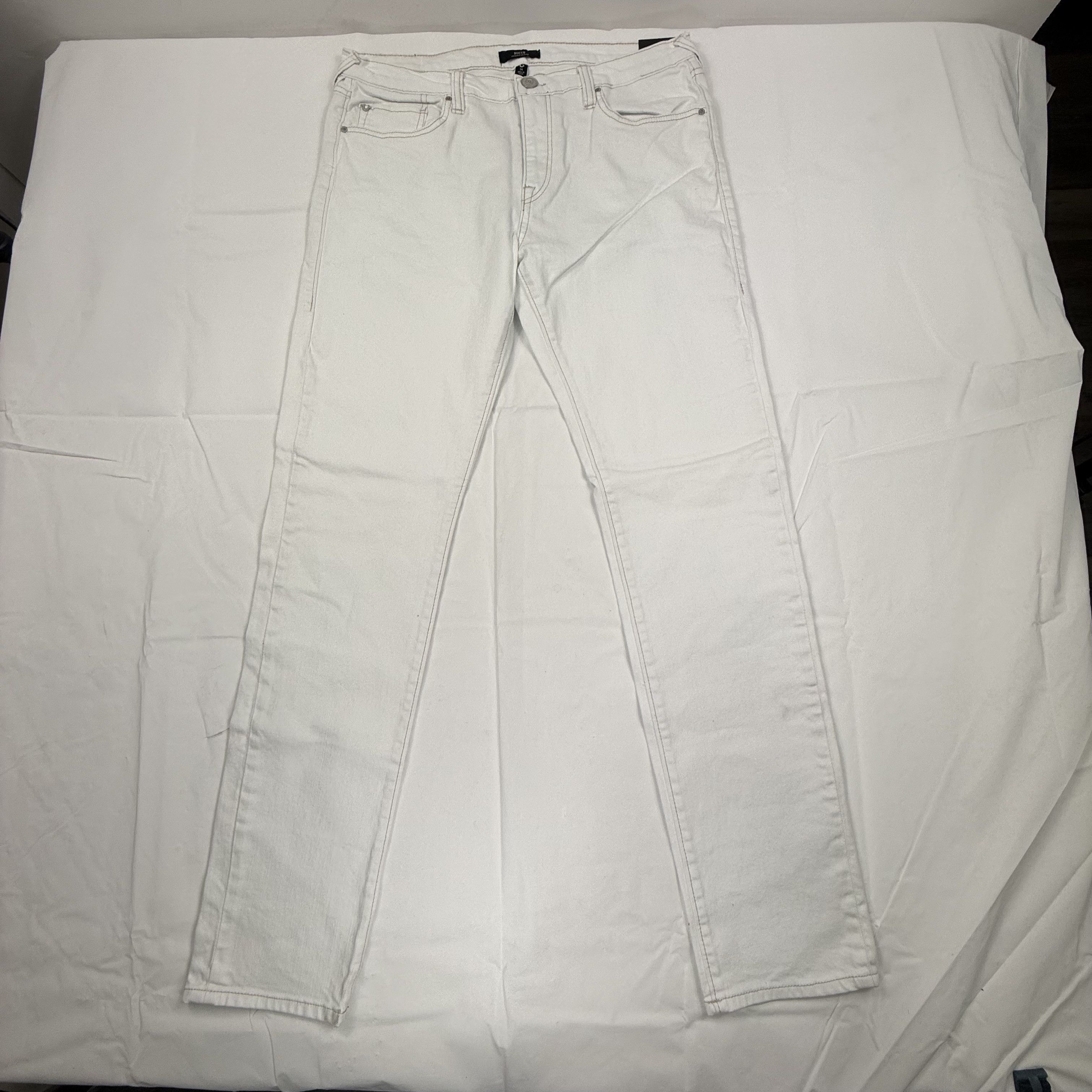 True Religion True Religion Rocco Relaxed Skinny Jeans Mens 34 Denim Size US 34 / EU 50 - 1 Thumbnail