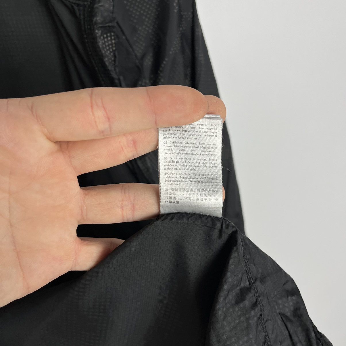 Sports Specialties Endura Full Zip Cycling Jacket Size S Reflective Full Zip Size US S / EU 44-46 / 1 - 14 Thumbnail
