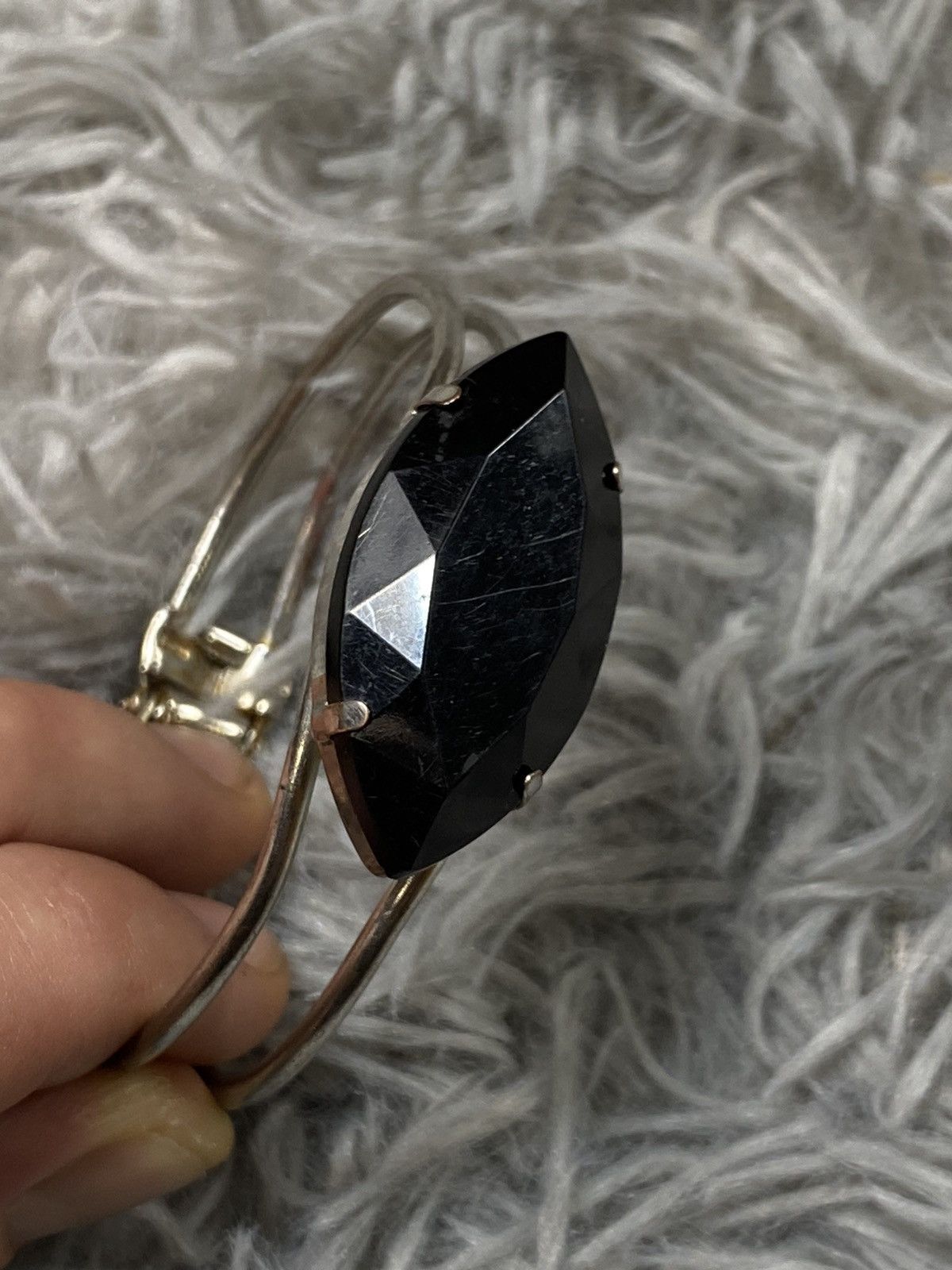 Vintage Vintage Silver Cuff Bracelet with Black Stone Accent Size ONE SIZE - 3 Thumbnail