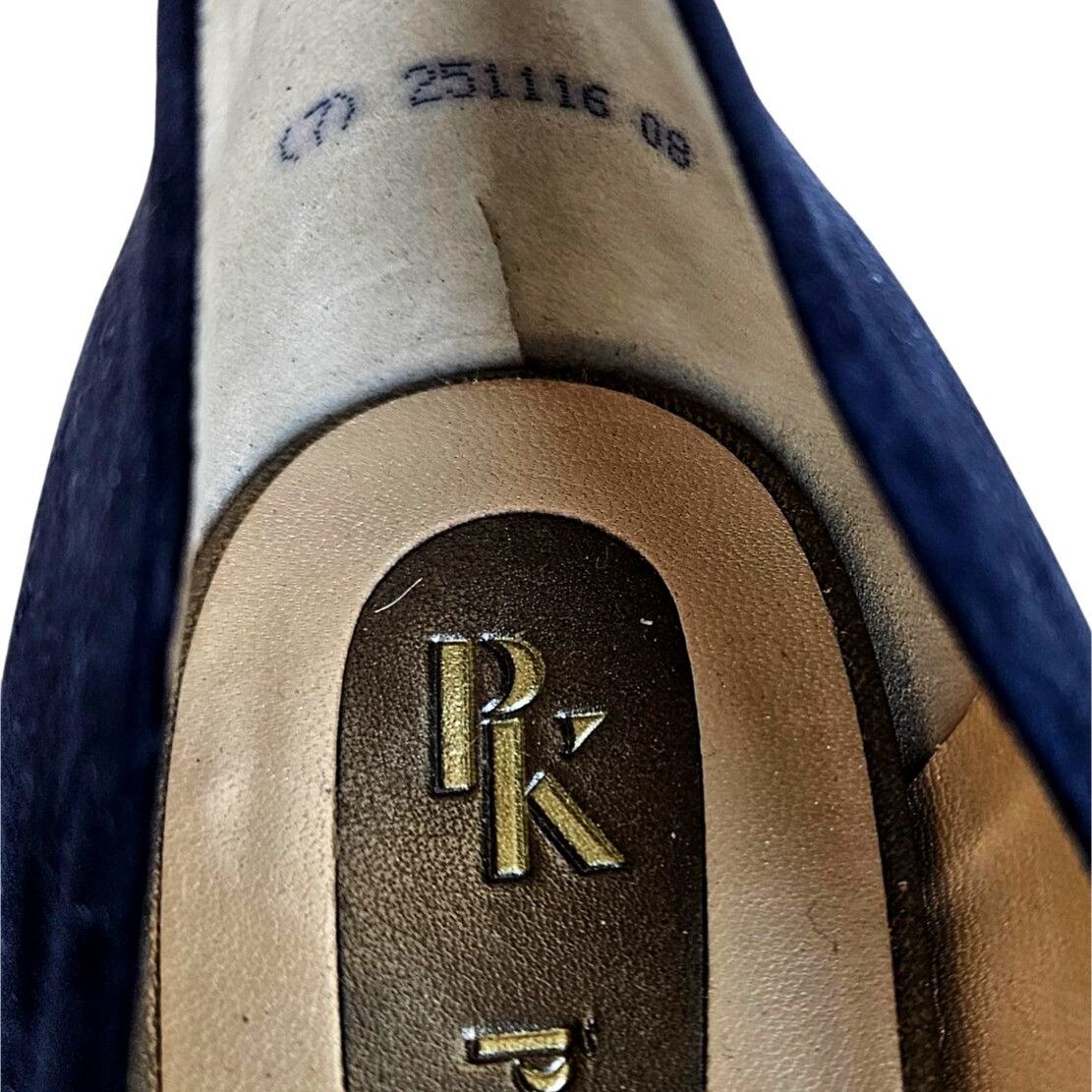 Other Vintage Peter Kaiser Suede Navy Blue Leather pumps NWOT Germ Size US 9.5 / IT 39.5 - 9 Thumbnail