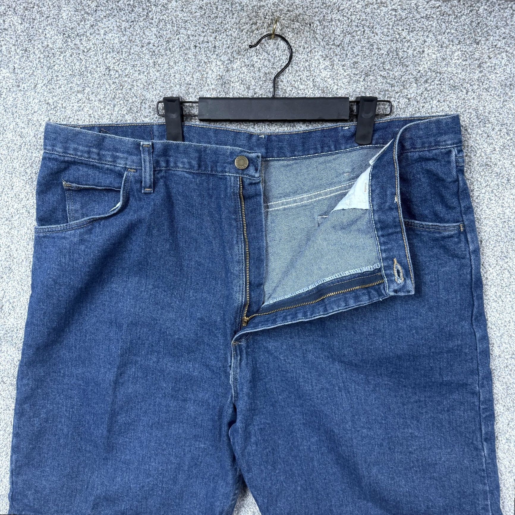 Wrangler Wrangler Bermuda Shorts Mens 41x9 Relaxed Fit Blue Mid Wash Denim Casual Size US 41 - 7 Thumbnail