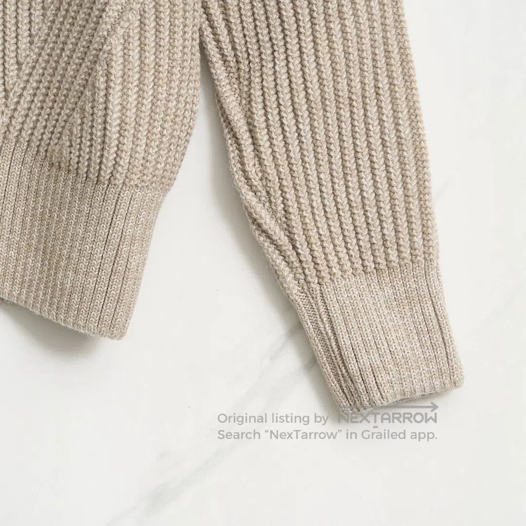 AMI Ami Paris Women's Solid Zip Collar Wool Sweater. Size M / US 6-8 / IT 42-44 - 3 Thumbnail