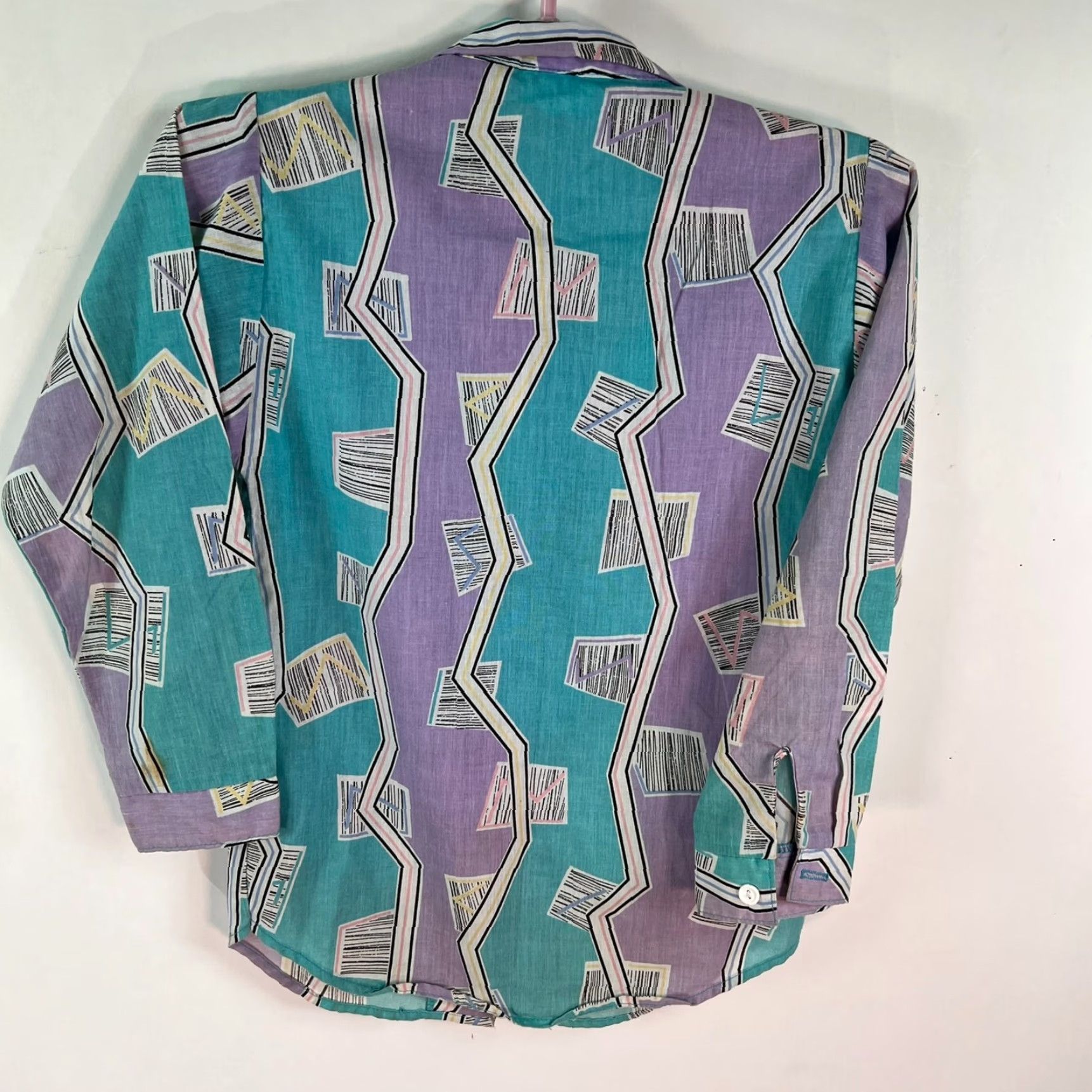 Vintage VINTAGE Jet Set Blouse Womens Size 8 Purple Geometric Retro 70s 80s Casual Classic US Made Size M / US 6-8 / IT 42-44 - 5 Thumbnail