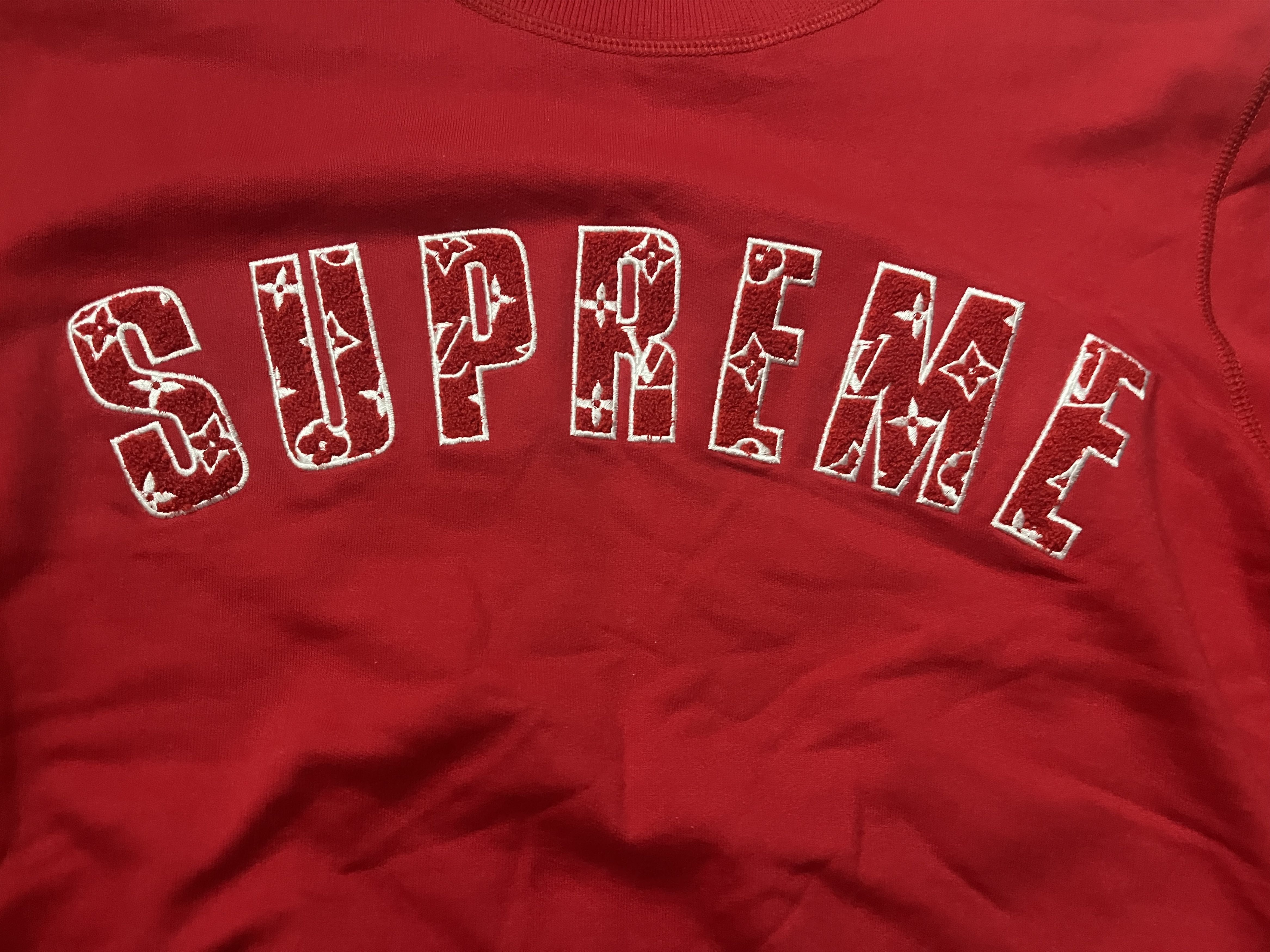 Louis Vuitton × Supreme Supreme x Louis Vuitton Red Sweatshirt Size US L / EU 52-54 / 3 - 8 Thumbnail