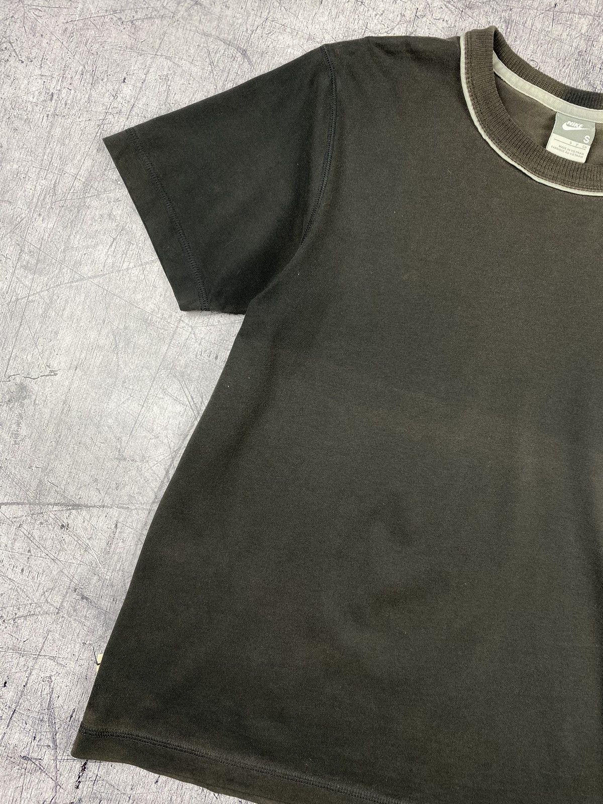 Nike × Vintage Vintage Nike Distressed drill Tee T Shirts Size US S / EU 44-46 / 1 - 4 Thumbnail